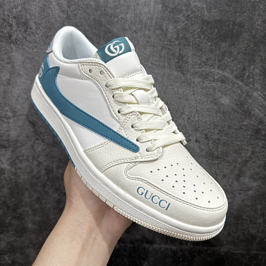 图片[3]-【定制版】Travis Scott x Fragment Design x Air Jordan 1 Low OG SP AJ1 乔1 古驰联名-白青玉 低帮文化休闲板鞋rn多方联名合作融合了Travis Scott 独特的音乐风格，藤原浩个性的设计风格以及Jordan品牌的经典元素 使其成为一双具有独特身份和价值的鞋子 清新而立体的外观加上联名标识更突出了其独特身份 这种配色方案显示出活力和时尚感 在视觉上引人注目  鞋身的质感和细腻的细节处理使其显得高端而格调十足  这款“倒钩”联名是设计与创意完美结合  融合多方的个性风格是一款备受瞩目的潮流鞋款r 货号： LJ5188-022 尺码：36 36.5 37.5 38 38.5 39 40 40.5 41 42 42.5 43 44 44.5 45  编码：HXS320340-鞋库