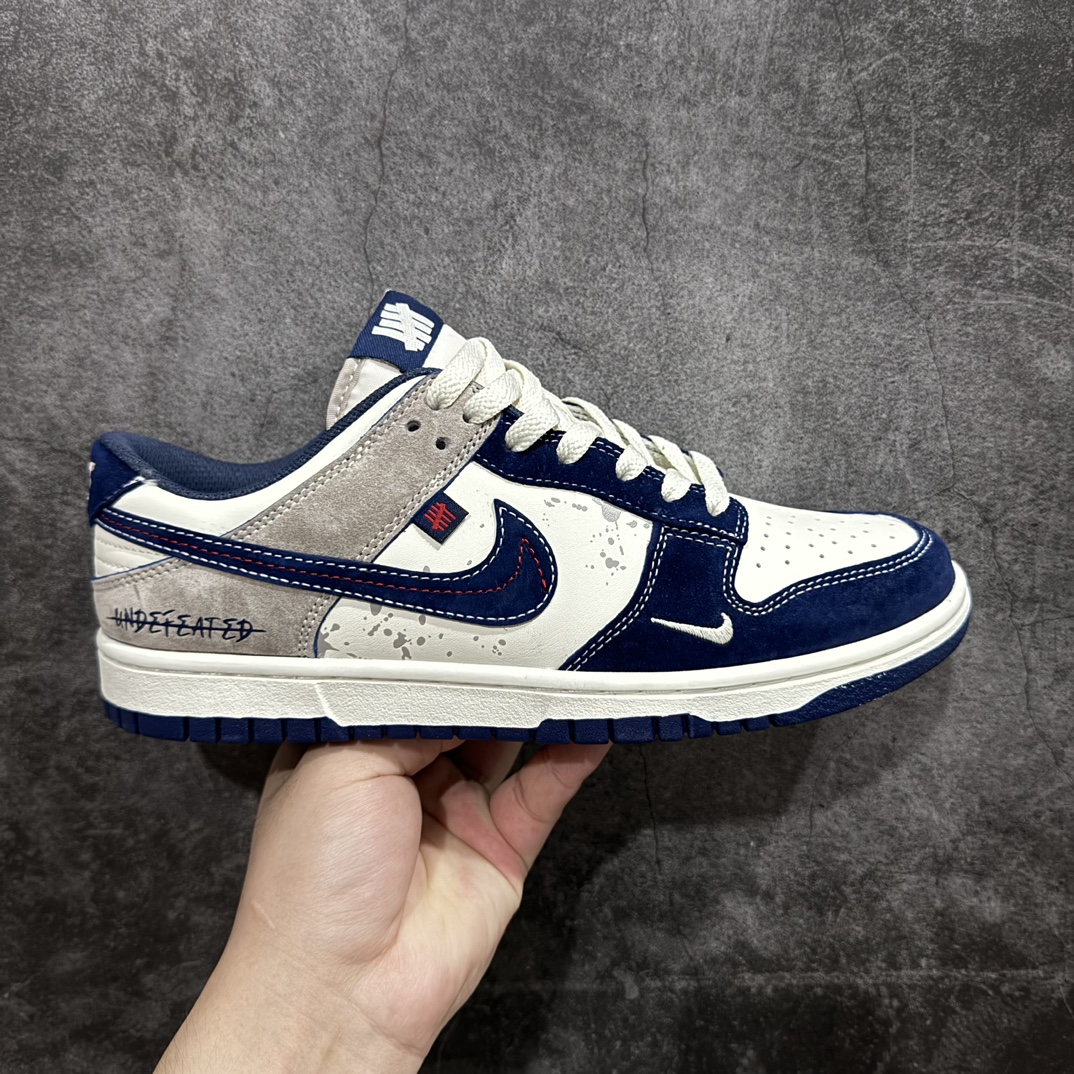 【定制版】Nk SB Dunk Low UN联名-泼墨藏蓝勾 周年高端定制 低帮休闲板鞋 DJ2024-041n#定制鞋盒 大厂纯原品质出货 超高清洁度 皮料切割干净无任何毛边 细节完美 尺码：36 36.5 37.5 38 38.5 39 40 40.5 41 42 42.5 43 44 44.5 45 编码：HXS340360-鞋库