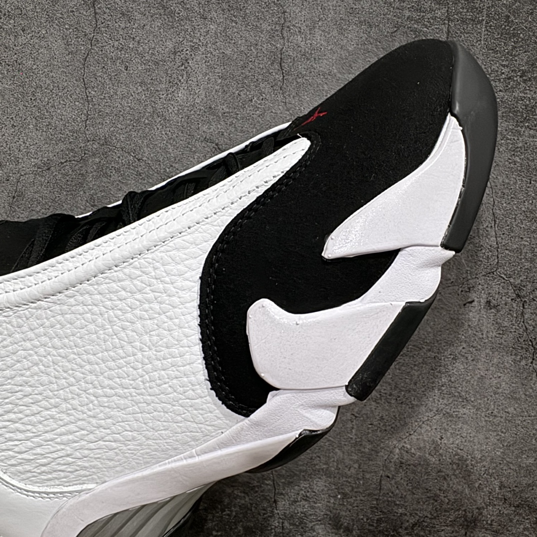 图片[6]-【莞产纯原】Air Jordan AJ14 “Black Toe” 2024版本 黑白熊猫！nn外贸特供批次 原楦原档案数据开模打造 原厂中底拉帮钢印 原盒原配 以法拉利 550 Maranello 为设计灵感 类似跑车的全新流线鞋型 鞋头的麂皮与鞋身的荔枝皮相结合 最具代表性的黑红配色 中底内侧开创性的透气孔设计 看起来与跑车的进气口如出一辙 盾牌造型更能让人们直接想到法拉利的 LogoSIZE：40.5 41 42 42.5 43 44 44.5 45 46 47.5 货号：487471-160 编码：ZGM480520-鞋库