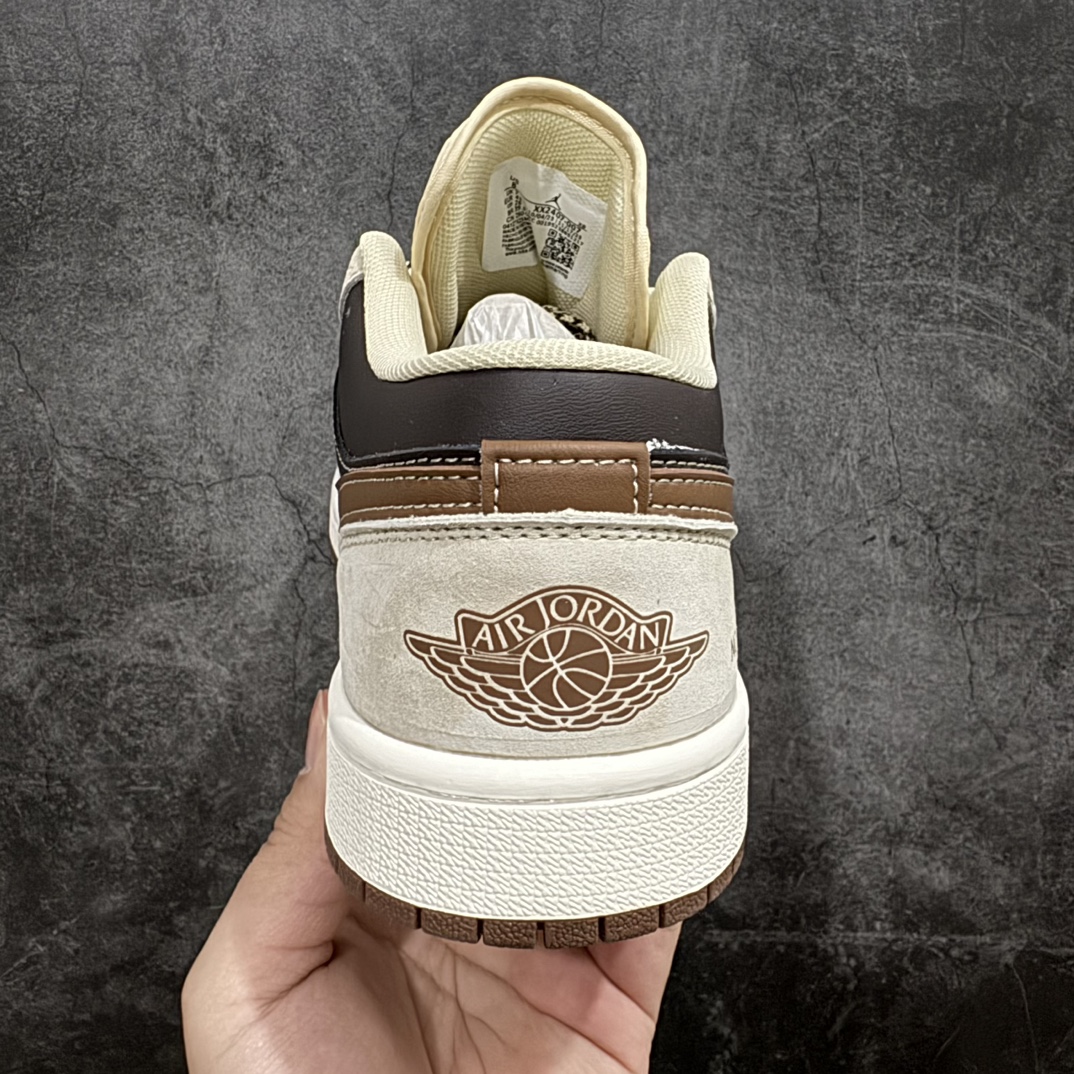 图片[4]-Nike Jordan Air Jordan 1 Supreme联名n纯原大厂出品 极力推荐n定制鞋盒 大厂纯原品质出货超高清洁度 皮料切割干净无任何毛边 细节完美官方货号：XX2407 007331133nSize: 36 36.5 37.5 38 38.5 39 40 40.5 41 42 42.5 43 44 44.5 45 编码：CC280300-鞋库