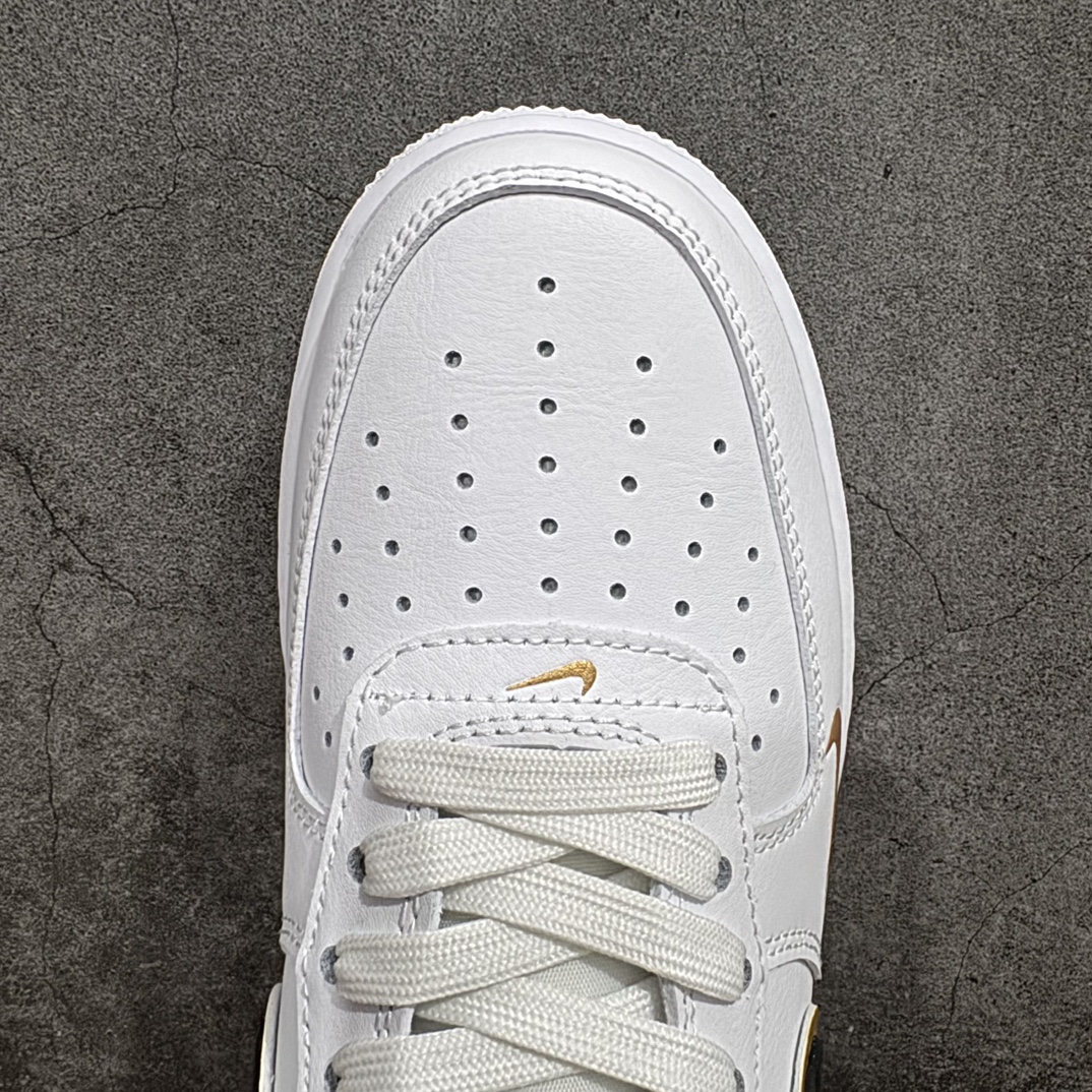 图片[5]-【公司级】Nike Air Force 1 Low 白黑金n原楦头原纸板 打造纯正空军版型 专注外贸渠道 全掌内置蜂窝气垫原盒配件 原厂中底钢印、拉帮完美  官方货号：DA8481 100 Size：36 36.5 37.5 38 38.5 39 40 40.5 41 42 42.5 43 44 45 编码：CC230240-鞋库