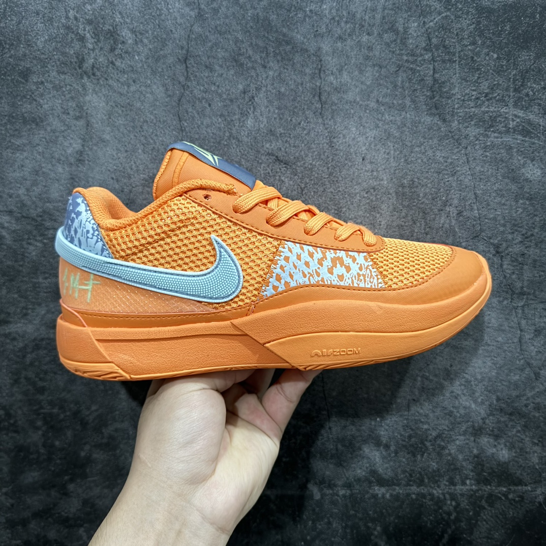 【CK版本】Nike JA 1 EP 莫兰特n防滑低帮篮球鞋 先行公司级n简单的中底配置 前掌Zoom Air 加上全掌React带来充分的缓震回弹脚感低重心的设计也让它备受后卫选手的喜爱n此鞋款的设计能够同时兼顾缓震性能和稳固脚感搭配稳定设计 助你实现快速移动表现n耐穿橡胶外底 提供可驾驭户外球场的强劲抓地力 货号:FV1288-800 尺码：39-47.5 编码：CK260280-鞋库