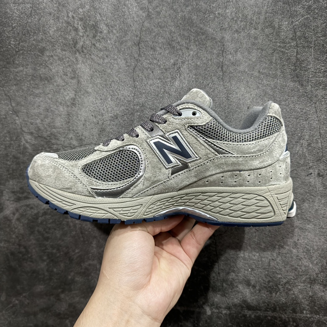 图片[2]-【纯原c版】NB New Balance ML2002RA 经典灰绿nn全新版本出货新配色陆续开发出货 品质很好  价格实惠n 全套原楦原纸板原厂数据开发 原厂网纱 原装进口皮料 正确绒感卡色 正确中底拉帮中底网布细节 一比一手工擦旧效果 冲裁组合 匠心打造 耗时两个月开发完成 工艺极其复杂难度可想而知 新开独立私模大底 全网唯一正确做旧组合大底 高端零售专供产物  尺码：36 37 37.5 38 38.5 39.5 40 40.5 41.5 42 42.5 43 44 44.5 45 45.5 46.5 编码：JP270290-鞋库