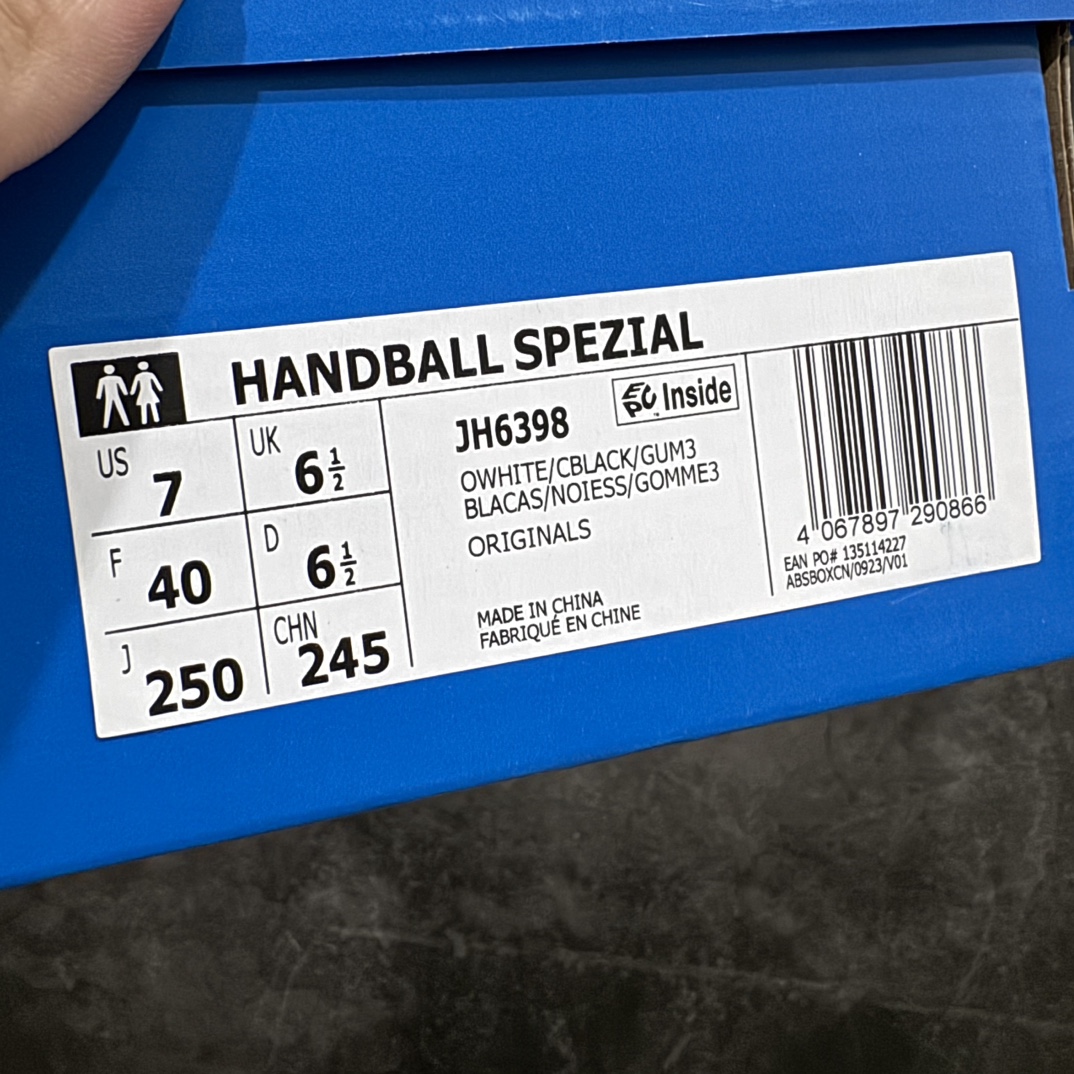 图片[9]-【Top纯原版】Adidas Handball Spezial  阿迪达斯经典款反毛皮复古休闲板鞋 白黑皮面生胶 JH6398nn大厂出品 原厂材料打造 天花板品质 区别市场货n原厂原档案开发出品 皮料切割干净无任何毛边鞋型细节完美 超高清洁度 市场最高版本  尺码：36 36.5 37 38 38.5 39 40 40.5 41 42 42.5 43 44 44.5 45 编码：TOP240260-鞋库