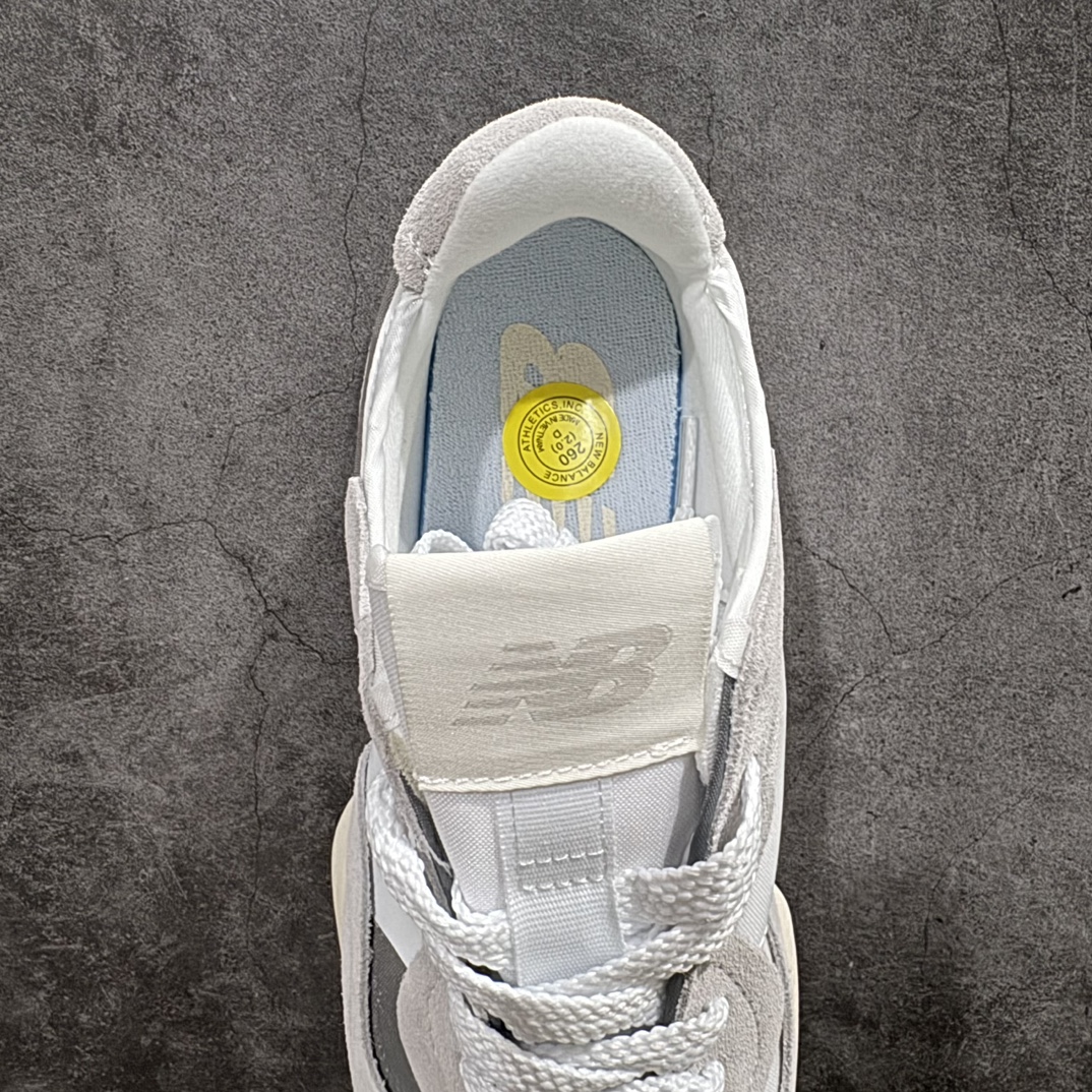 图片[8]-【小PF版】New Balance NB327系列复古休闲运动慢跑鞋U327WEDnn市场最正确鞋面材料 原鞋开发鞋尾弧度 材料全部根据原鞋打造n独家私模重新开发 15套尺码模具n非市面普通一体成型的公底n以更纯粹的复古风格设计打造的全新造型。侧身还以解构设计，将 N 字标志以做旧压花样式呈现，样式别具新意。而麂皮、冲孔皮革的塑造，则呈现出高级怀旧气质，也让鞋款在奢华时装风格与运动氛围之间达到了平衡  尺码：36 37 37.5 38 38.5 39.5 40 40.5 41.5 42 42.5 43 44 45 编码：MZGS220240-鞋库