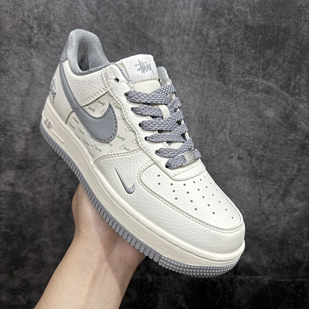 图片[3]-【公司级】Nk Air Force 1\’07 Low 斯图西联名-拉丝灰 空军一号低帮休闲板鞋 XZ3328-005rn#原楦头原纸板 原装鞋盒 定制五金配件 内置全掌气垫 原厂鞋底 r 尺码：36 36.5 37.5 38 38.5 39 40 40.5 41 42 42.5 43 44 44.5 45  编码：HXS310320-鞋库