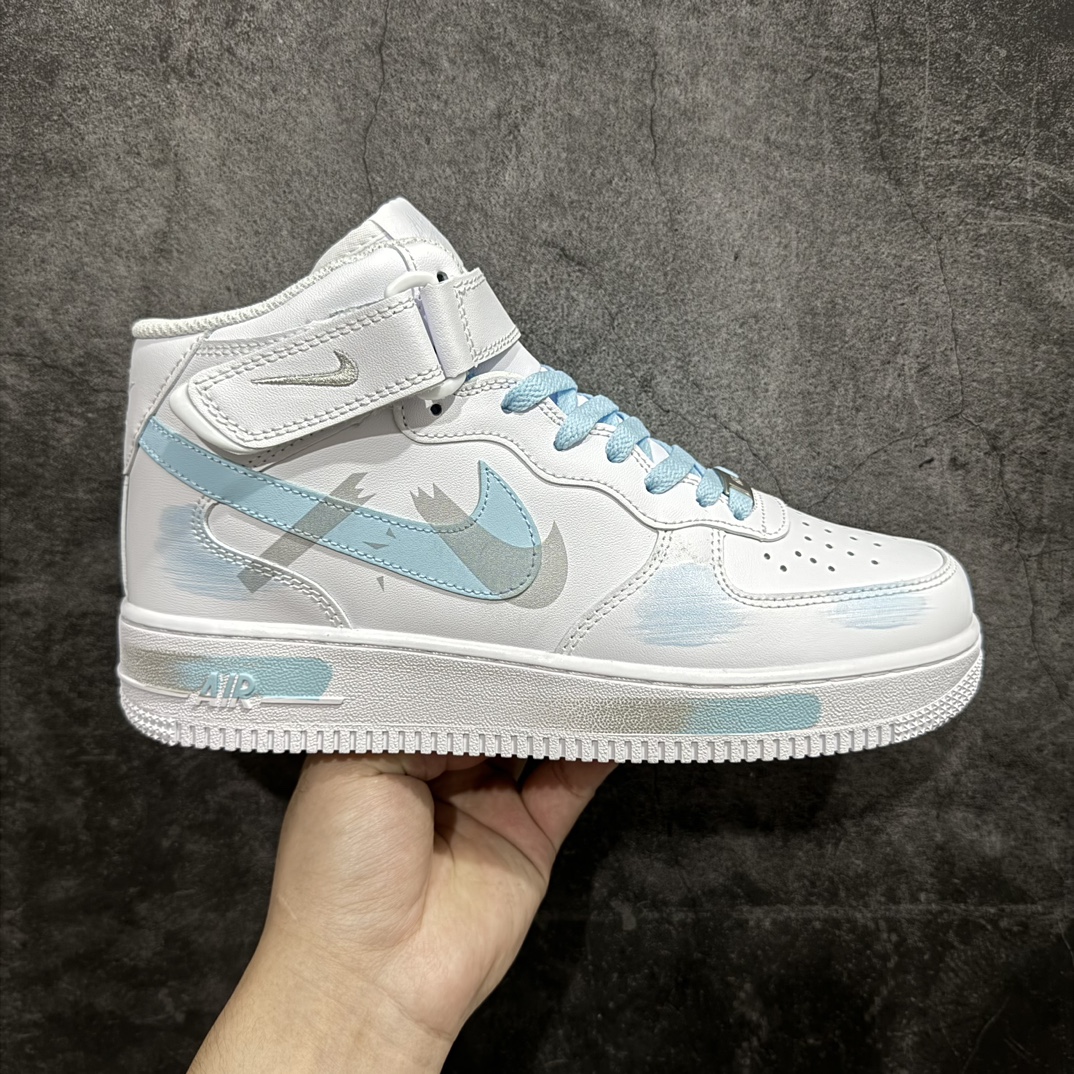 【公司级】Nk Air Force 1\’07 Mid 天蓝色 手绘断裂 三勾阴影 空军一号绑带中帮休闲板鞋 CW2289-111rn定制皮料 原厂3D打印 定制鞋盒 原楦原纸板 纯正空军版型 内置全掌气垫r 尺码：36 36.5 37.5 38 38.5 39 40 40.5 41 42 42.5 43 44 44.5 45  编码：HXS310320-鞋库