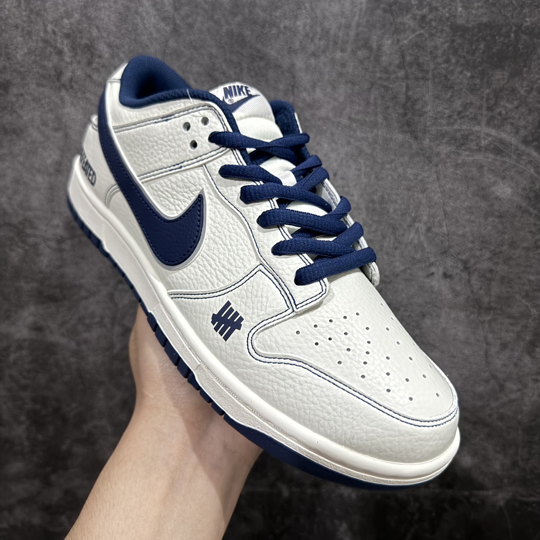 图片[3]-【定制版】Nike SB Dunk Low UN联名n纯原大厂出品 极力推荐n原装头层材料 独家版型蒸餾加工n帶來的是更好的视觉和脚感体验n大厂纯原品质出货 清洁度电绣工艺 皮料切割干净无任何毛边 细节完美n 货号: UN1697 611 尺码：36 36.5 37.5 38 38.5 39 40 40.5 41 42 42.5 43 44 44.5 45 编码：HXS320340-鞋库