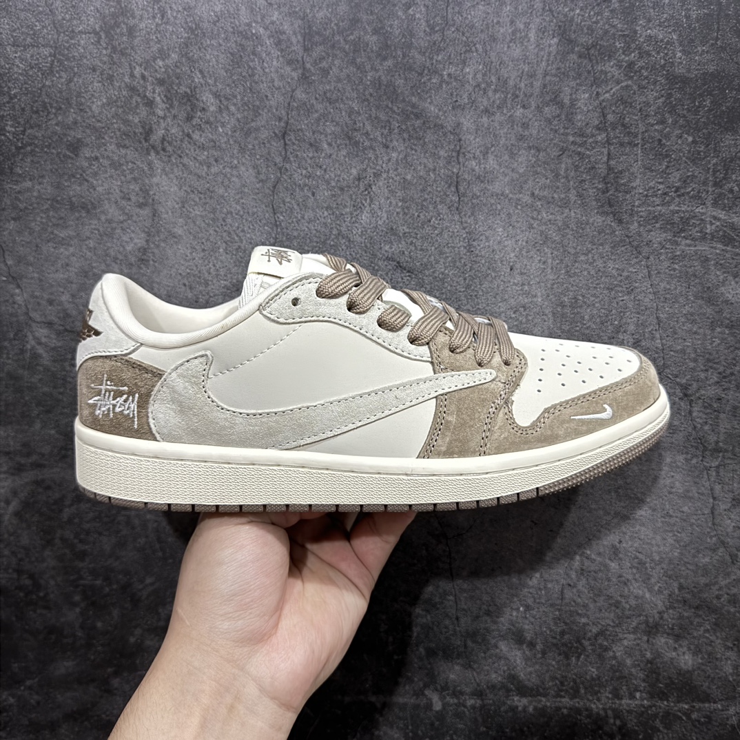 【定制版】Stussy x Travis Scott x Air Jordan 1 Low乔丹1代低帮倒钩斯图西联名米白浅棕 货号：JH6089-001 尺码：36 36.5 37.5 38 38.5 39 40 40.5 41 42 42.5 43 44 44.5 45 编码：HXS320340-鞋库