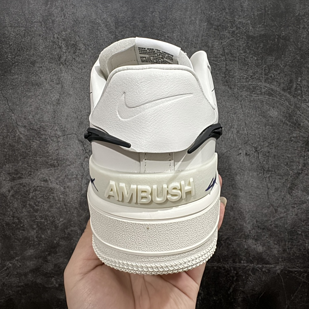 图片[4]-【公司级】Nike Air Force 1 Low 07 x AMBUSH 赛博涂鸦米白n原楦头原纸板 打造纯正低帮空军版型 专注外贸渠道 全掌内置蜂窝气垫原盒配件 原厂中底钢印、拉帮完美官方货号：DV3464 020 Size：36 36.5 37.5 38 38.5 39 40 40.5 41 42 42.5 43 44 44.5 45 编码：HXS310320-鞋库