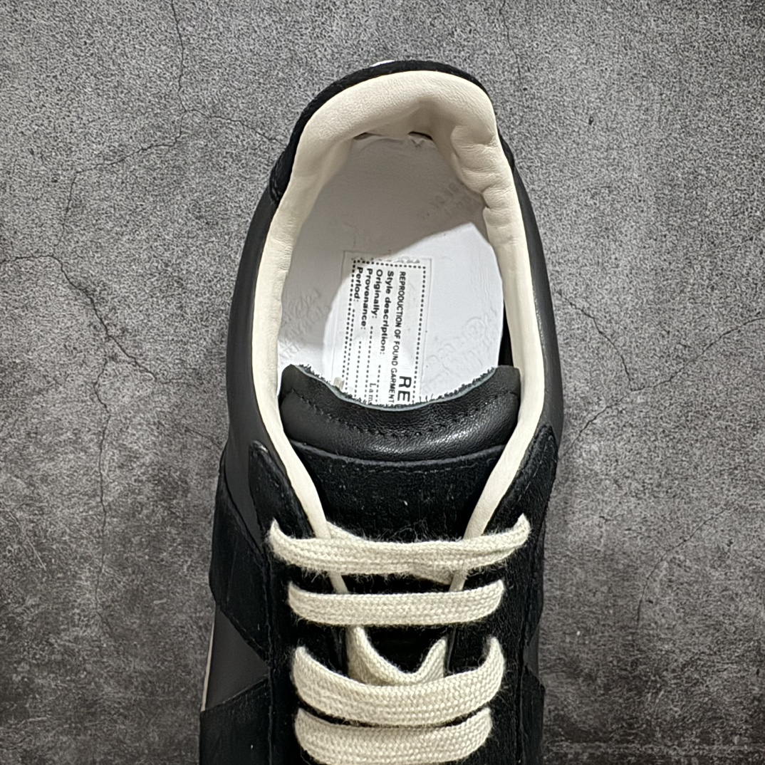 图片[8]-【原版礼盒版】Maison Margiela MM6梅森马吉拉 Calfskin Replica 复古 德训 时尚板鞋 男女款广货新版本 白色礼盒装 送礼高端大气n原版全套包装 配送精致白色礼盒网红单品 高端外贸 平台零售专供批次全头层软牛皮鞋面 头层羊皮内里n乳胶鞋垫 中底钢印 原版织唛 尺码：35 36 37 38 39 40 41 42 43 44  45 编码：TL390420-鞋库