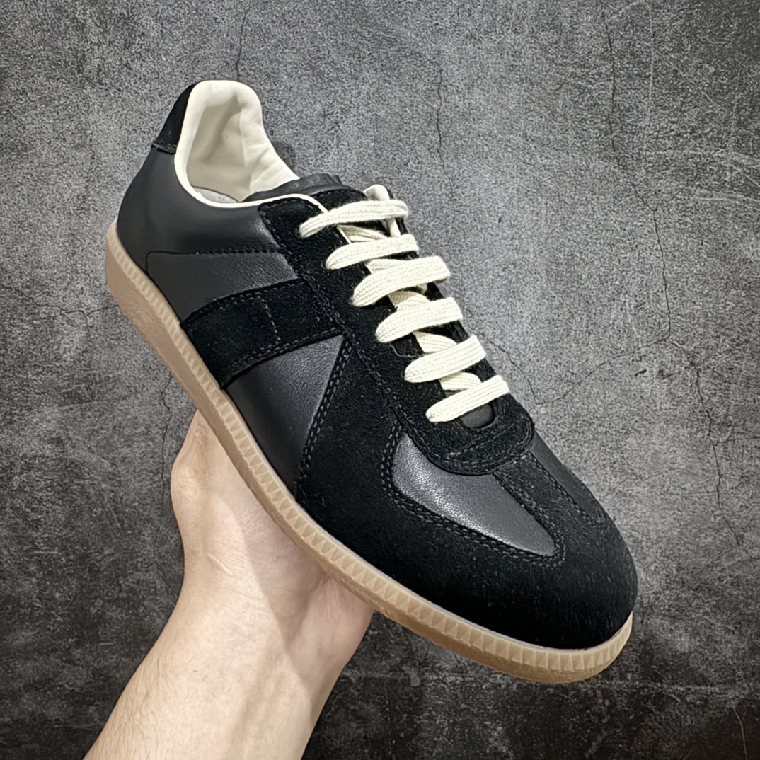 图片[3]-【原版礼盒版】Maison Margiela MM6梅森马吉拉 Calfskin Replica 复古 德训 时尚板鞋 男女款广货新版本 白色礼盒装 送礼高端大气n原版全套包装 配送精致白色礼盒网红单品 高端外贸 平台零售专供批次全头层软牛皮鞋面 头层羊皮内里n乳胶鞋垫 中底钢印 原版织唛 尺码：35 36 37 38 39 40 41 42 43 44  45 编码：TL390420-鞋库