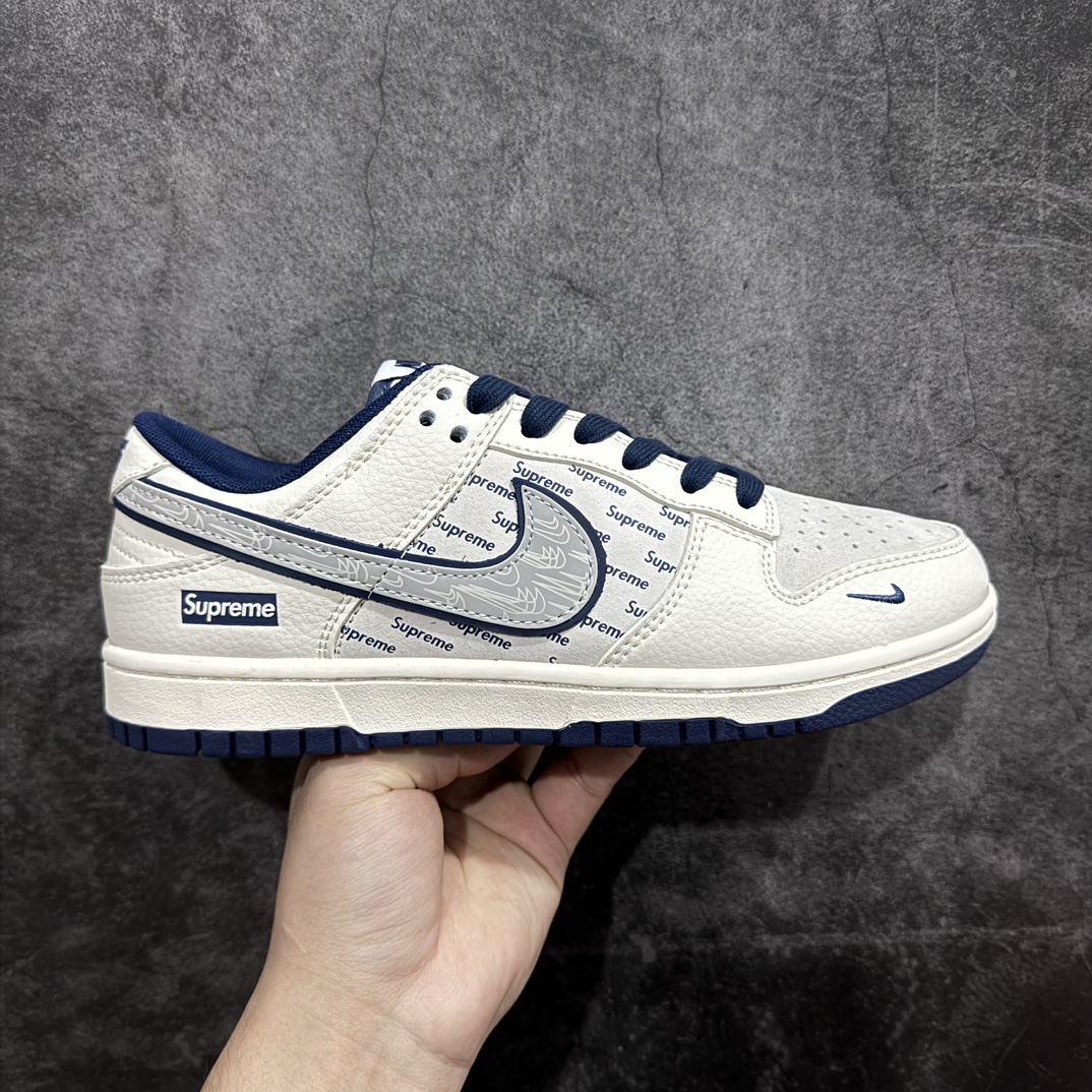 【定制版】Nike SB Dunk Low Supreme联名n纯原大厂出品 极力推荐原装头层材料 独家版型蒸餾加工n帶來的是更好的视觉和脚感体验n大厂纯原品质出货 清洁度电绣工艺 皮料切割干净无任何毛边 细节完美 官方货号: XX2025 288 尺码：36 36.5 37.5 38 38.5 39 40 40.5 41 42 42.5 43 44 44.5 45 编码：HXS320340-鞋库