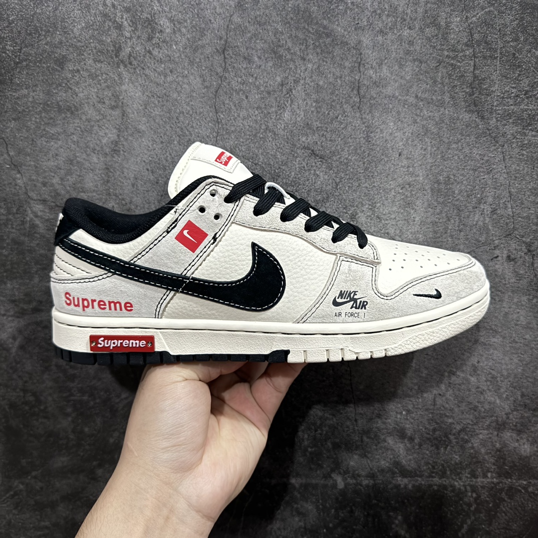 【定制版】Nike SB Dunk Low Supreme联名n纯原大厂出品 极力推荐n原装头层材料 独家版型蒸餾加工n帶來的是更好的视觉和脚感体验n大厂纯原品质出货 清洁度电绣工艺 皮料切割干净无任何毛边 细节完美 官方货号: MM1089 019 尺码：36 36.5 37.5 38 38.5 39 40 40.5 41 42 42.5 43 44 44.5 45 编码：HXS320340-鞋库