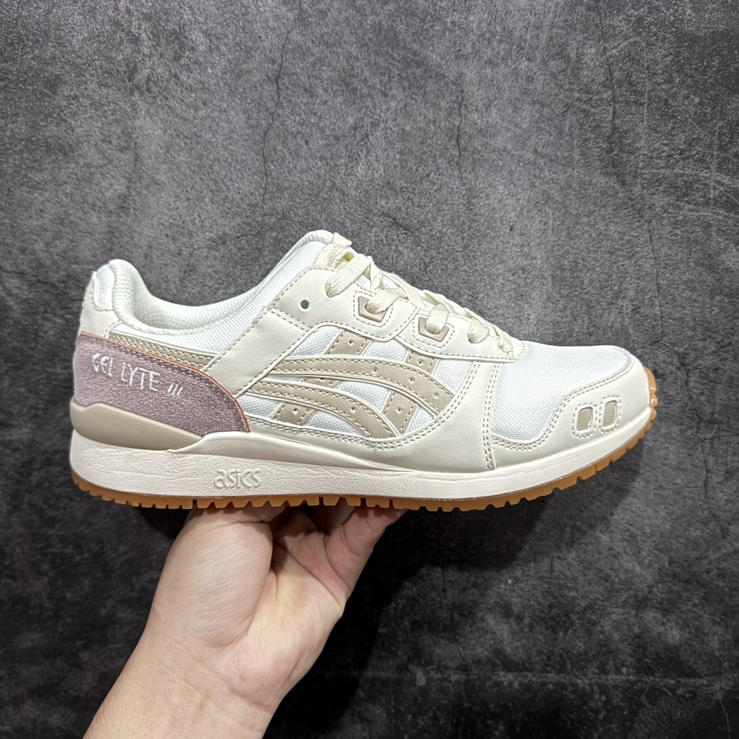 【公司级】Asics Gel-Lyte 3  反毛皮织物休闲跑步鞋GEL-LYTET™III OG运动鞋再次以其90年代初期的原始形状和结构出现n轮廓由三井茂之(Shigeyuki Mitsui)于1990年设计 结合了裂舌应用其最初灵感来自GEL-LD RACER™鞋n鞋在脚跟处采用其标志性的GEL™技术缓冲装置n可提高减震效果并提供持久的舒适感n 尺码: 36 36.5 37.5 38 38.5 39 40 40.5 41 42 42.5 43 44 44.5 45  编码：HCAM270280-鞋库