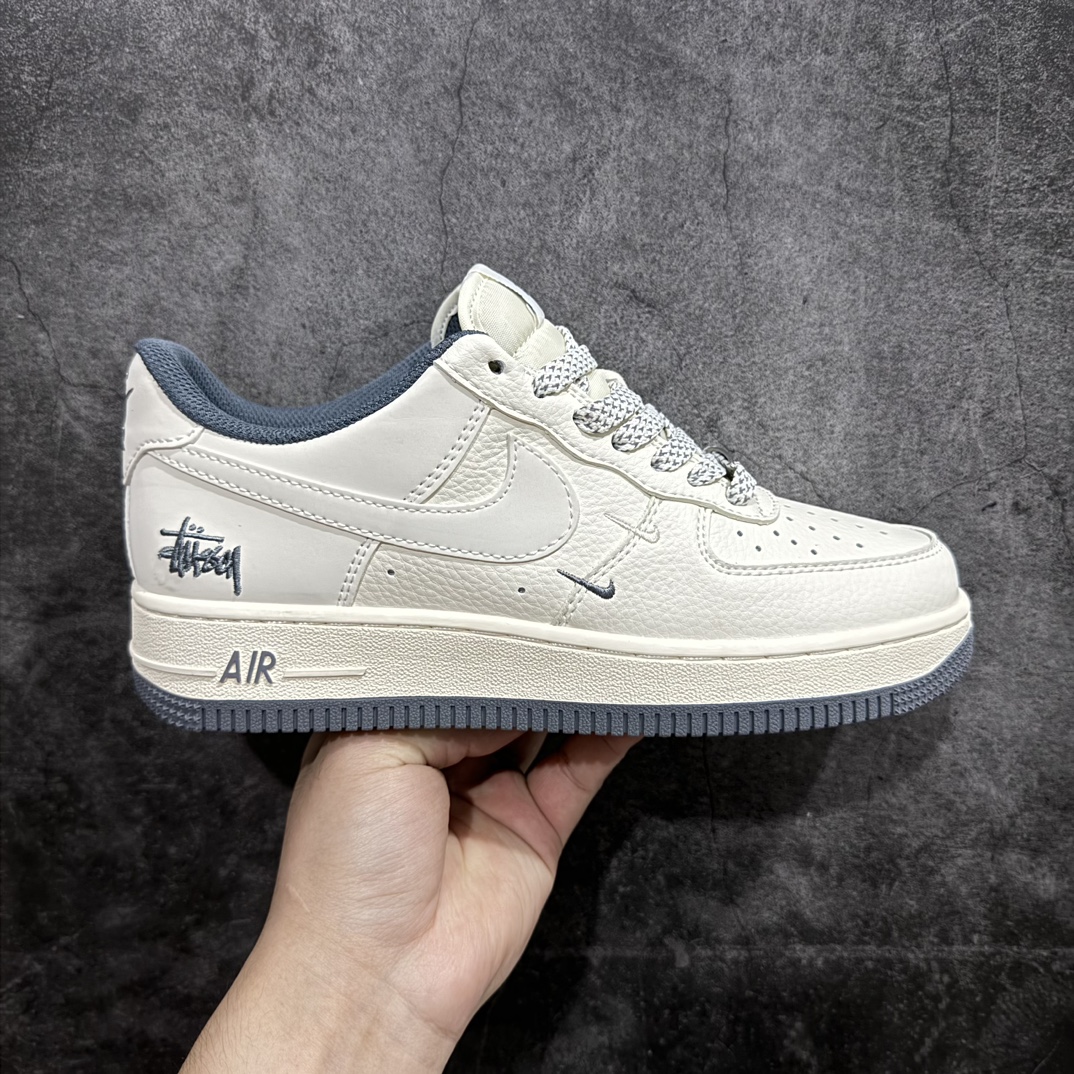 【定制版】Nk Air Force 1\’07 Low 斯图西联名-米灰小双勾 空军一号 低帮休闲板鞋 XZ6188-012rn#原楦头原纸板 原装鞋盒 定制五金配件 内置全掌气垫 原厂鞋底 r 尺码：36 36.5 37.5 38 38.5 39 40 40.5 41 42 42.5 43 44 44.5 45 编码：HXS310320-鞋库