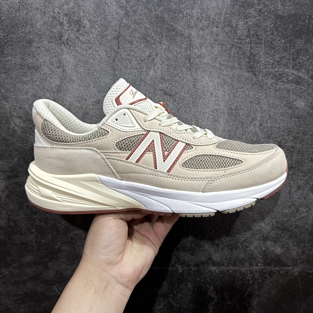 【总裁版本】Loro Piana x New Balance NB 990 V6 舒适百搭防滑耐磨 低帮跑步鞋 高端美产血统经典复古休闲运动百搭老爹跑步鞋 U990LO6rnn高端版本 此版工艺复杂n采用台产猪巴革及透气网眼材质原装6层组合底模精密开发搭载全新碳素中底 后跟透明TPU水晶装饰条稳固r 尺码：36 37 37.5 38 38.5 39.5 40 40.5 41.5 42 42.5 43 44 44.5 45 46.5  编码：-鞋库