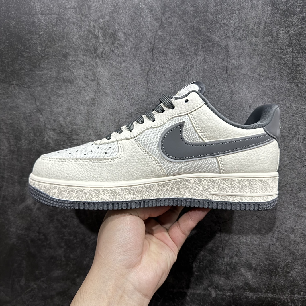 图片[2]-【公司级】海外限量发售 Nike Air Force 1 \’07 Low “暴力熊联名–米灰亚麻”空军一号 低帮 运动鞋 休闲鞋 折边针车 工艺难度大 原楦头原纸板 原装鞋盒 定制五金配件 内置全掌气垫 原厂鞋底货号：KK1988-005 Size：36 36.5 37.5 38 38.5 39 40 40.5 41 42 42.5 43 44 44.5 45 编码：LF310320-鞋库