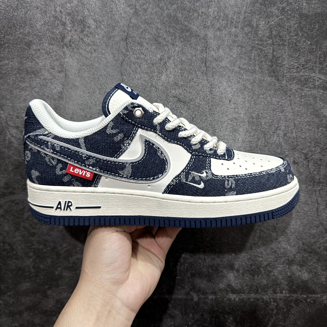 【公司级】海外限量发售NIke Air Force 1 \’07 Low “李维斯联名——深蓝牛仔”空军一号 低帮 运动鞋 休闲鞋 折边针车 工艺难度大 原楦头原纸板 原装鞋盒 定制五金配件 内置全掌气垫 原厂鞋底货号：SJ6698-002 Size：36 36.5 37.5 38 38.5 39 40 40.5 41 42 42.5 43 44 44.5 45 编码：LF310320-鞋库