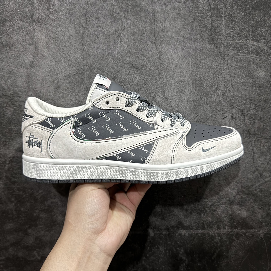 【定制版】TS x Air Jordan AJ1 Low 倒钩低帮联名定制配色 XY2688-120原厂内置气垫魔块 A模大底 头层小牛皮 鞋舌AJ原厂专用牛津布+AJ专用反口珍珠布+原厂无杂质高弹内里海棉+特殊封边弹力鞋带SIZE：36 36.5 37.5 38 38.5 39 40 40.5 41 42 42.5 43 44 44.5 45 46 47.5 编码：HXS320340-鞋库