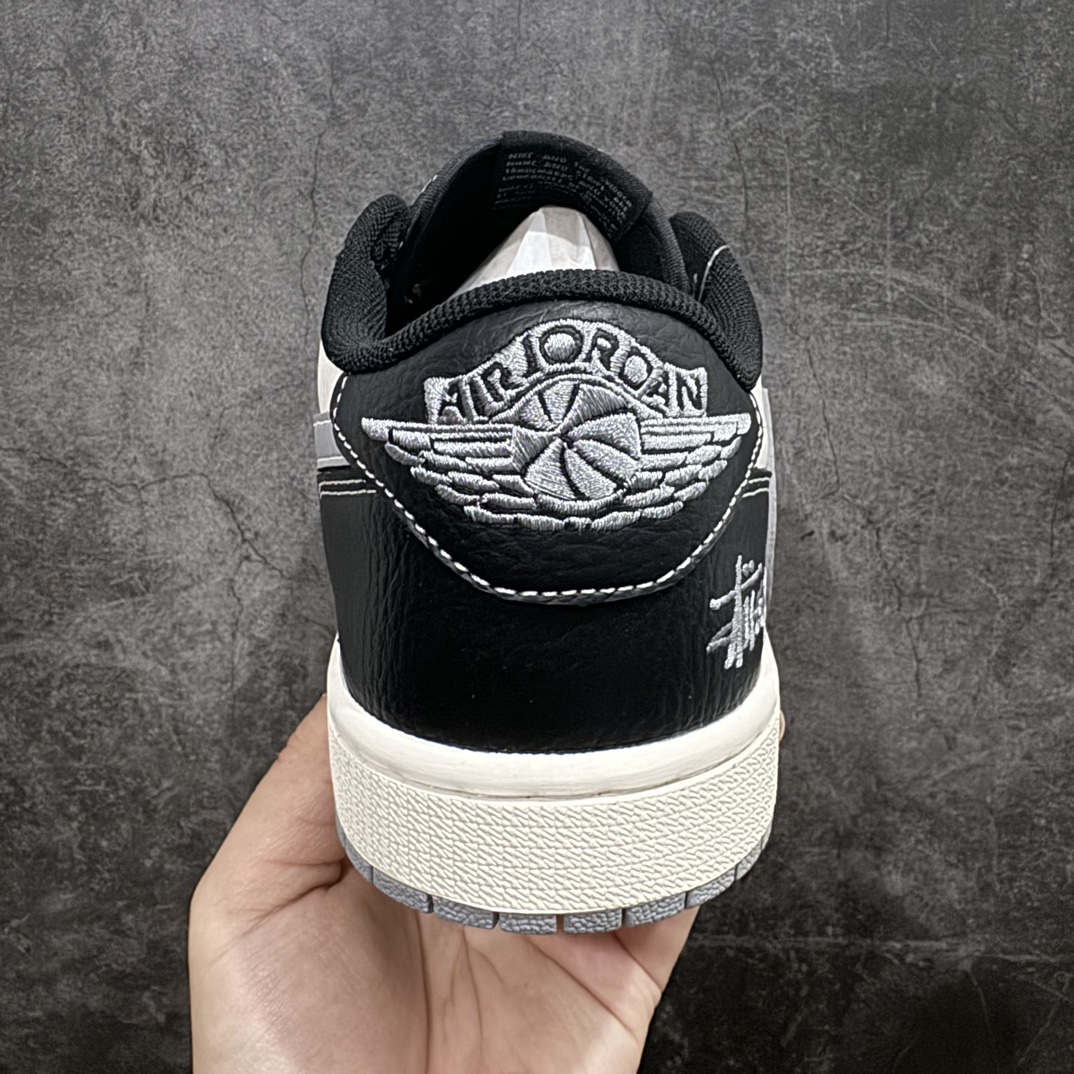 图片[4]-【定制版】Nike Air Jordan 1 Low 定制配色n定制AJ-高端定制 低帮复古文化板鞋n#定制鞋盒 大厂纯原品质出货 超高清洁度 皮料切割干净无任何毛边 细节完美货号：XZ5168-001 尺码：36 36.5 37.5 38 38.5 39 40 40.5 41 42 42.5 43 44 44.5 45 编码：HXS320340-鞋库