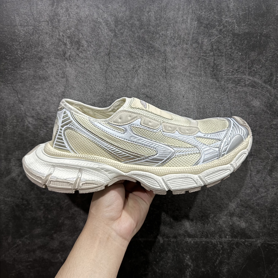 【XA版本】BALENCIAGA 3XL Sneakers巴黎世家十代网布系带低帮走秀复古老爹鞋 一脚蹬 全套原纸板楦头开发 最原汁原味的灵魂版型全鞋荧光划线卡点 胶水把控整洁度追求极致完美每一双都是工艺品 多重QC质检 超越公司货的品控标准实实在在的免检产品 原盒原配 正确字体电绣 粗细、位置、大小正确 侧边TPU 透气孔匹配意产原版 正确分离大底 TPU软底 原版一致大底LOGO 立体感十足 原厂皮料水洗做旧 采购原厂网纱 不含皮革 网布材料和聚氨酯 磨损效果 鞋头边缘和后帮 Balenciaga 徽标 鞋面和后跟凸印尺码 鞋舌 3XL 橡胶品牌标识和反光细节 鞋帮拉袢和鞋舌拉祥 配反光细节 备用鞋带在鞋履前侧 可在穿着前取下 便于不同造型搭配 偏大一码 尺码：35 36 37 38 39 40  编码：DF390410-鞋库