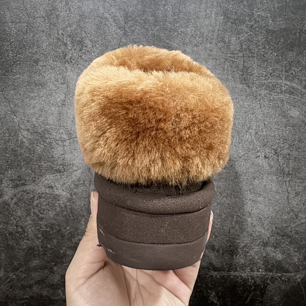 图片[4]-【X1广东礼盒版】市面顶级版本 UGG 毛毛虫厚底4cm 厚底1146390n 女款 小红书爆款n广州外贸大厂生产 鞋头到鞋垫真羊皮毛一体 独立外盒包装 芯片 带防水工艺 区别市面任何版本1.5Ccm薄底 独立原版开发大底 羊绒鞋垫 冬季保暖外出 家居都是很适合的选择 进年uug推出款式系列 局部偏向年轻消费者喜好 也走到时尚潮流穿搭的前沿 鞋身材质 防泼水涂层翻毛皮鞋面 17毫米UGGPURE™植入式羊毛内底 轻便防滑舒适橡胶外底 带有品牌LOGO商标 带全套包装  尺码: 35 36 37 38 39 40 编码：HH340360-鞋库