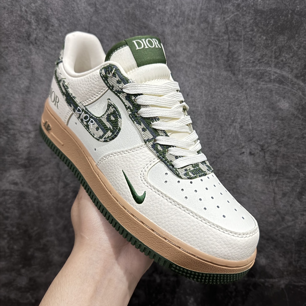 图片[3]-【公司级】海外限量发售Nike Air Force 1 \’07 Low “迪奥联名–米绿花纹勾”空军一号 低帮 运动鞋 休闲鞋 折边针车 工艺难度大 原楦头原纸板 原装鞋盒 定制五金配件 内置全掌气垫 原厂鞋底货号：KK1988-010 Size：36 36.5 37.5 38 38.5 39 40 40.5 41 42 42.5 43 44 44.5 45 编码：HXS310320-鞋库