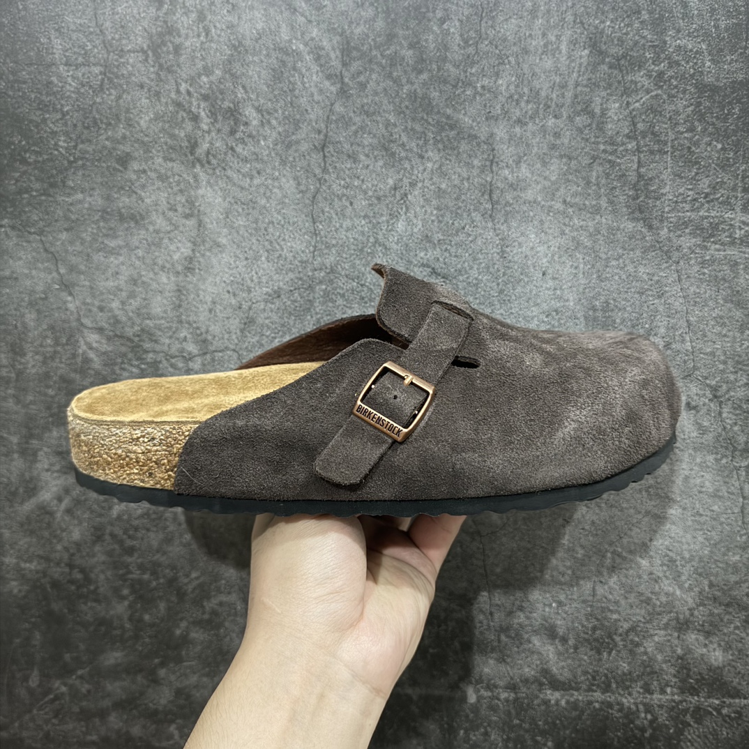 【X1版本】市面顶级版本德国百年知名鞋履品牌·博肯Birkenstock 勃肯包拖系列‼️n勃肯伦敦系列低帮牛皮绒面革平底复古软木休闲鞋n原产品质 采用质地柔软牛皮绒面革植入羊羔毛鞋垫和里衬材质n中底搭载缓震软木橡胶 尺码：35 36 37 38 39 40 41 42 43 44 45 编码：HH260280-鞋库