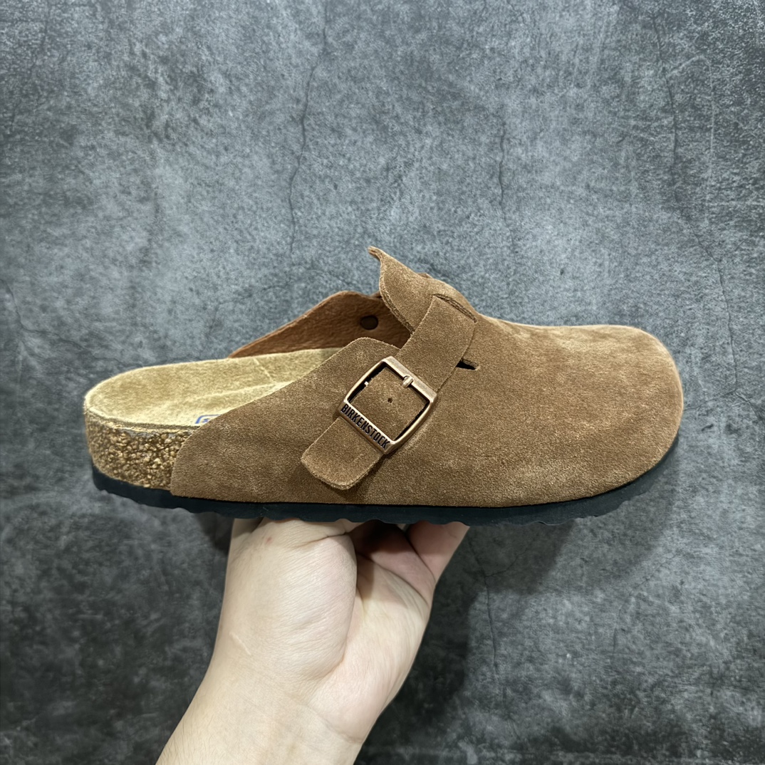 【X1版本】市面顶级版本德国百年知名鞋履品牌·博肯Birkenstock 勃肯包拖系列‼️n勃肯伦敦系列低帮牛皮绒面革平底复古软木休闲鞋n原产品质 采用质地柔软牛皮绒面革植入羊羔毛鞋垫和里衬材质n中底搭载缓震软木橡胶 尺码：35 36 37 38 39 40 41 42 43 44 45 编码：HH260280-鞋库