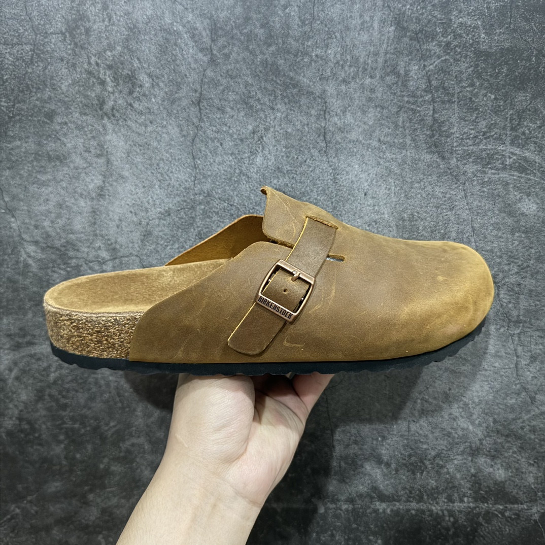 【X1版本】市面顶级版本德国百年知名鞋履品牌·博肯Birkenstock 勃肯包拖系列‼️n勃肯伦敦系列低帮牛皮绒面革平底复古软木休闲鞋n原产品质 采用质地柔软牛皮绒面革植入羊羔毛鞋垫和里衬材质n中底搭载缓震软木橡胶 尺码：35 36 37 38 39 40 41 42 43 44 45 编码：HH260280-鞋库