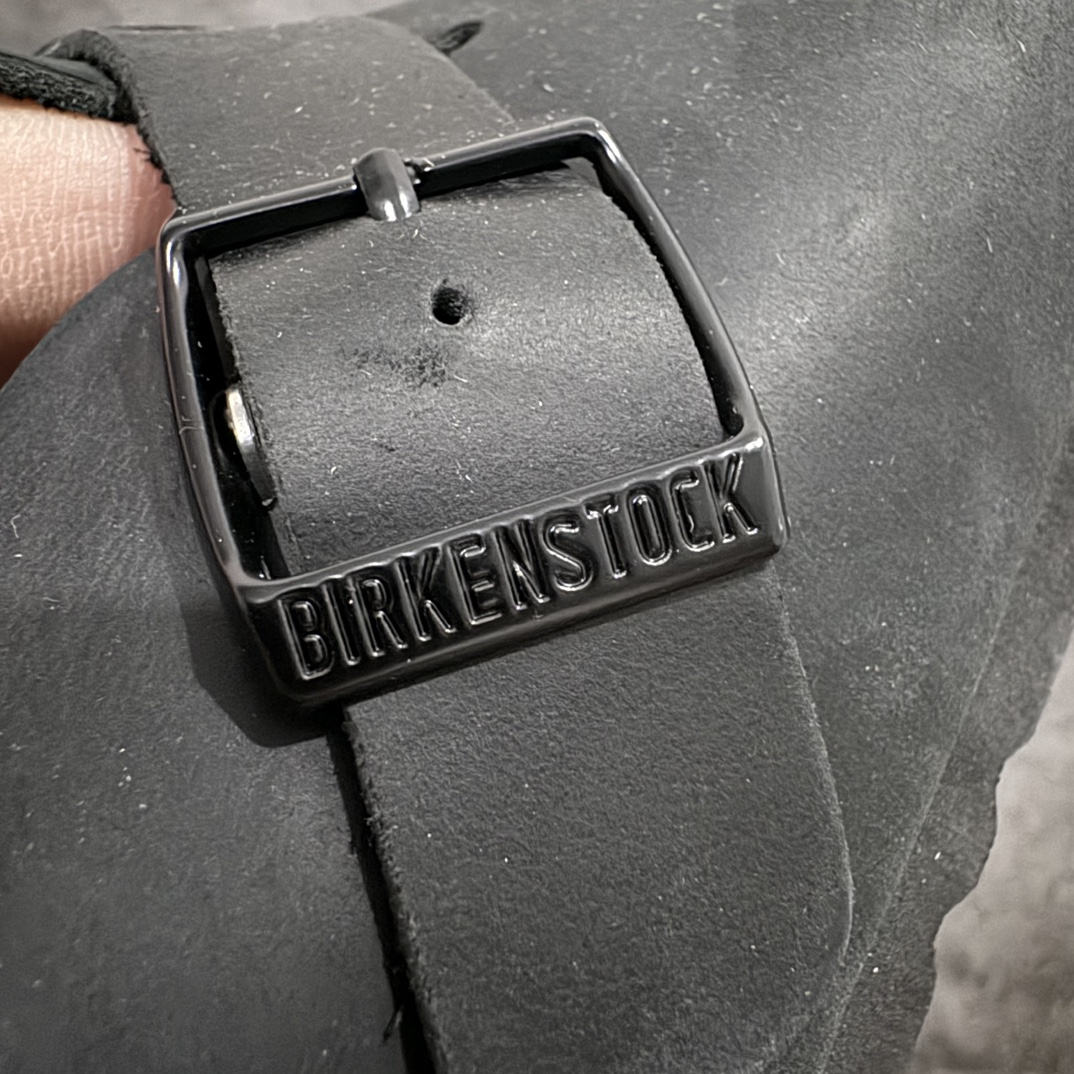 图片[9]-【X1版本】市面顶级版本德国百年知名鞋履品牌·博肯Birkenstock 勃肯包拖系列‼️n勃肯伦敦系列低帮牛皮绒面革平底复古软木休闲鞋n原产品质 采用质地柔软牛皮绒面革植入羊羔毛鞋垫和里衬材质n中底搭载缓震软木橡胶 尺码：35 36 37 38 39 40 41 42 43 44 45 编码：HH260280-鞋库