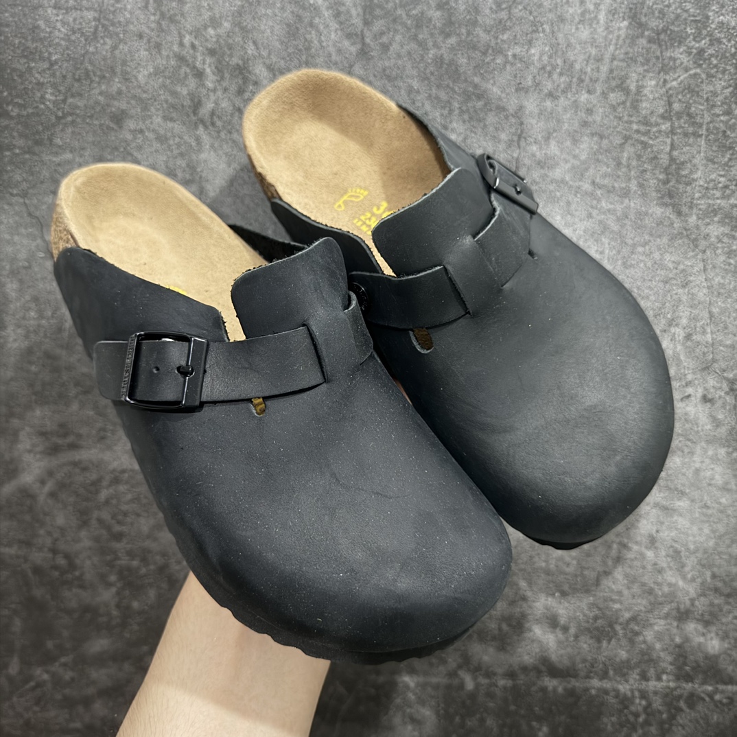 【X1版本】市面顶级版本德国百年知名鞋履品牌·博肯Birkenstock 勃肯包拖系列‼️n勃肯伦敦系列低帮牛皮绒面革平底复古软木休闲鞋n原产品质 采用质地柔软牛皮绒面革植入羊羔毛鞋垫和里衬材质n中底搭载缓震软木橡胶 尺码：35 36 37 38 39 40 41 42 43 44 45 编码：HH260280-鞋库