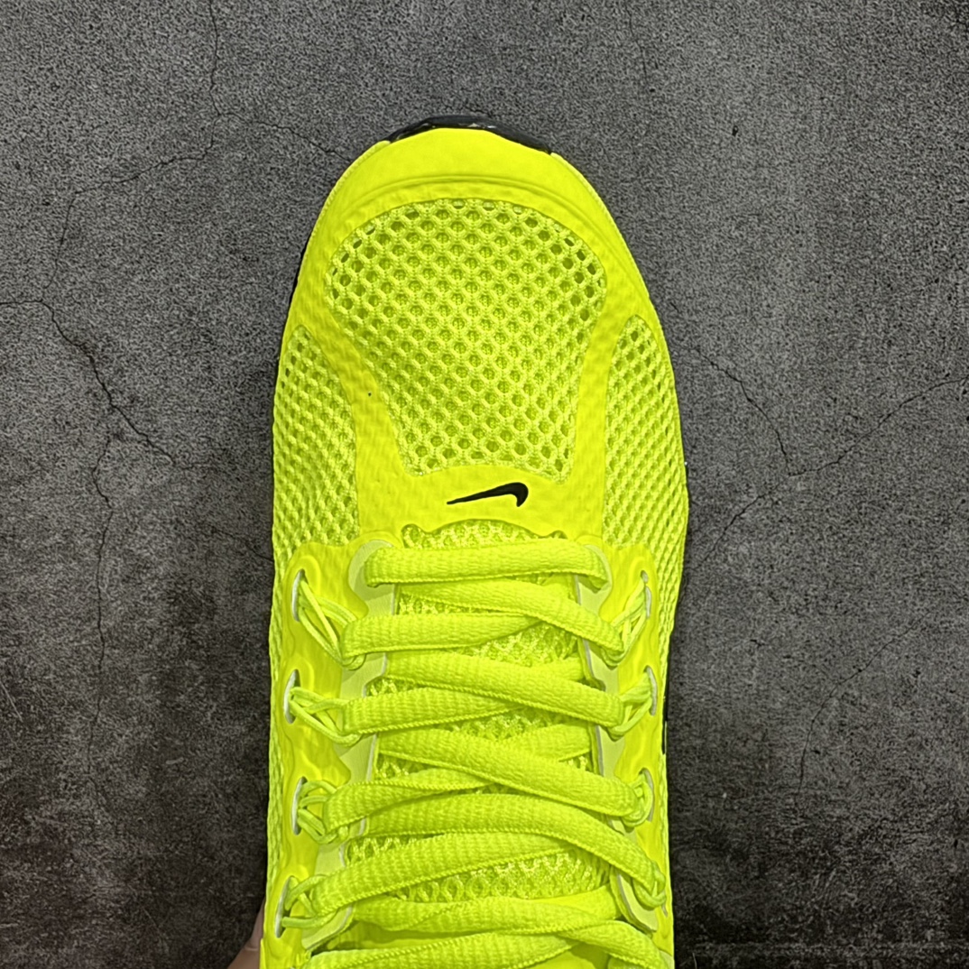 图片[5]-【纯原YH版本】Nike Air Max 2013 舒适时尚耐磨透气 低帮跑步鞋Nike Air Max 2013 运动鞋携时尚设计闪亮回归，出众有型。采用网眼布细节和运动风无缝覆面，助你保持清爽感受，塑就焕新造型。经典 Flywire 设计搭配经典全掌型 Max Air 缓震配置，缔造出众舒适感和支撑效果。 货号：HF3660-700 尺码：35.5 36 36.5 37.5 38 38.5 39 40 40.5 41 42 42.5 43 44 44.5 45 46  编码：DF300320-鞋库