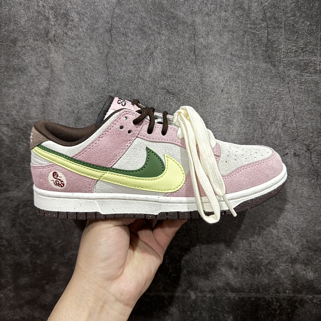 【纯原CS版】NK Dunk Low SE 85 双钩复古休闲板鞋 HV1799-161 口碑大厂出品 品控大底版型不断改良更新品质稳定 全套原纸板楦头开发 确保原汁原味 完美呈现DUNK版型 原厂玻璃冲刀 超高清洁度 全鞋零毛边皮料切割 采用绒面革材质 鞋身左右侧均配有皮革质双 Swoosh 兰色搭配上白色 85年纪念标放在鞋舌的位置 简洁干净的配色设计 绝对是日常出街上脚的不二选择SIZE：36 36.5 37.5 38 38.5 39 40  编码：X10255280-鞋库