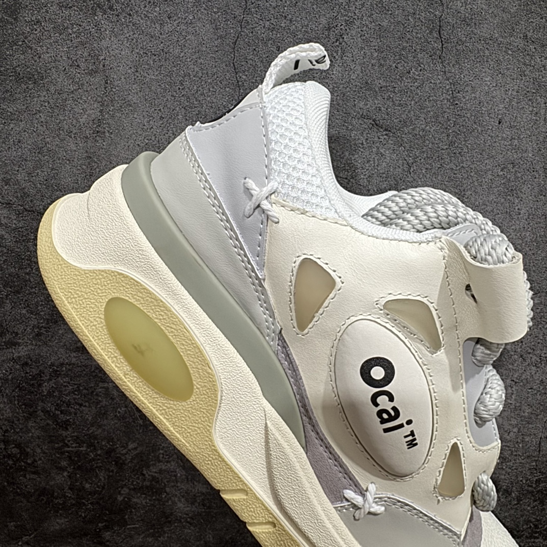 图片[7]-【广东纯原版本】Ocai Retro Sneaker 复古单品n男女鞋广东原产配件超大天地盖礼盒装#采用粒面头层皮组合牛剖革鞋面材质#内嵌缓震发泡注塑乳胶Eva物料鞋垫#底层双隔色耐磨橡胶大底❗宝藏国产面包鞋,国潮品牌Ocai Retro Sneaker 复古系列街头低帮厚底休闲运动面包板鞋 Ocai是Old Order团队在2022年新的一个企划项目。Ocai的创立以满足当下都市年轻男女的通勤基础款为基础，加以版型，面料，工艺以及满足当代时下艺术风格的一些元素来加以改革，深究每件产品的质感与细节，用满足现代审美的工艺及手法重新优化，诠释经典。通过融入更多新颖的工艺手法及风格来对服装进行进一步的更新与表达，融会贯通加以更现代的手法来重新审视与优化经典！ 货号：OC220231 尺码：35 36 37 38 39 40 41 42 43 44 45 编码：TL390400-鞋库