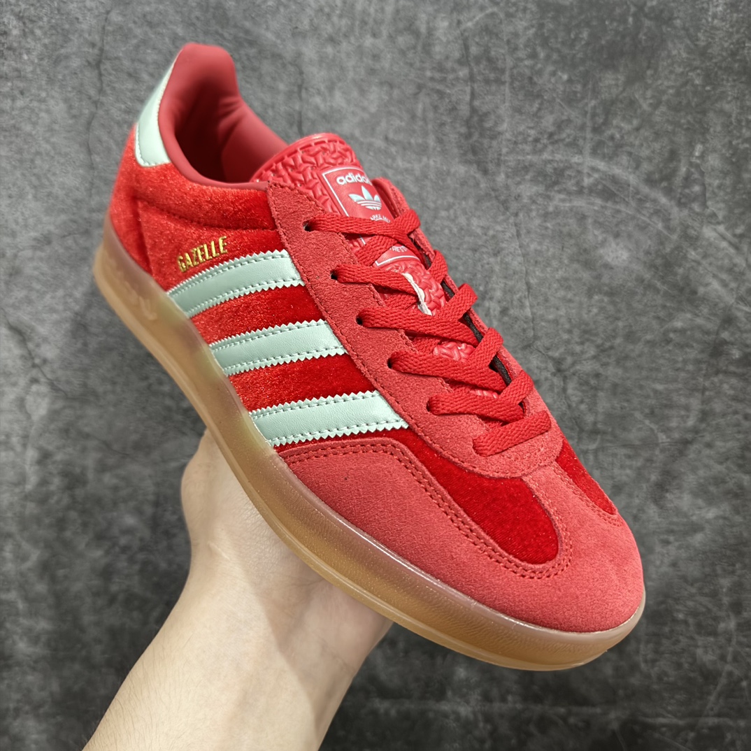 图片[3]-【Top纯原版】阿迪达斯Adidas Gazelle Indoor Trainers 羚羊内训系列低帮复古德训风百搭休闲运动板鞋“猩红浅绿天鹅绒生胶底”IG6786n男女鞋真标半码制n升级原楦原纸版数据开发n采用固色翻毛皮组合天鹅绒布鞋面材质n内环保海玻璃人体工学鞋垫 全新开发耐磨标准橡胶大底❗️n 尺码：36 36⅔ 37⅓ 38 38⅔ 39⅓ 40 40⅔ 41⅓ 42 42⅔ 43⅓ 44 44⅔ 45 编码：TO240260-鞋库