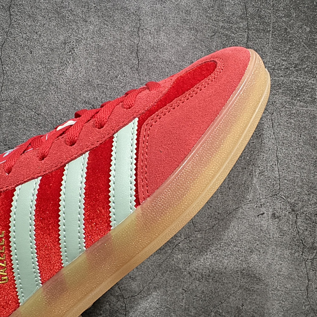 图片[6]-【Top纯原版】阿迪达斯Adidas Gazelle Indoor Trainers 羚羊内训系列低帮复古德训风百搭休闲运动板鞋“猩红浅绿天鹅绒生胶底”IG6786n男女鞋真标半码制n升级原楦原纸版数据开发n采用固色翻毛皮组合天鹅绒布鞋面材质n内环保海玻璃人体工学鞋垫 全新开发耐磨标准橡胶大底❗️n 尺码：36 36⅔ 37⅓ 38 38⅔ 39⅓ 40 40⅔ 41⅓ 42 42⅔ 43⅓ 44 44⅔ 45 编码：TO240260-鞋库