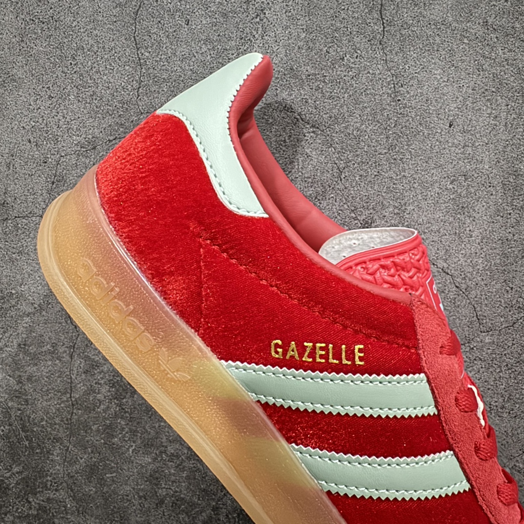 图片[7]-【Top纯原版】阿迪达斯Adidas Gazelle Indoor Trainers 羚羊内训系列低帮复古德训风百搭休闲运动板鞋“猩红浅绿天鹅绒生胶底”IG6786n男女鞋真标半码制n升级原楦原纸版数据开发n采用固色翻毛皮组合天鹅绒布鞋面材质n内环保海玻璃人体工学鞋垫 全新开发耐磨标准橡胶大底❗️n 尺码：36 36⅔ 37⅓ 38 38⅔ 39⅓ 40 40⅔ 41⅓ 42 42⅔ 43⅓ 44 44⅔ 45 编码：TO240260-鞋库