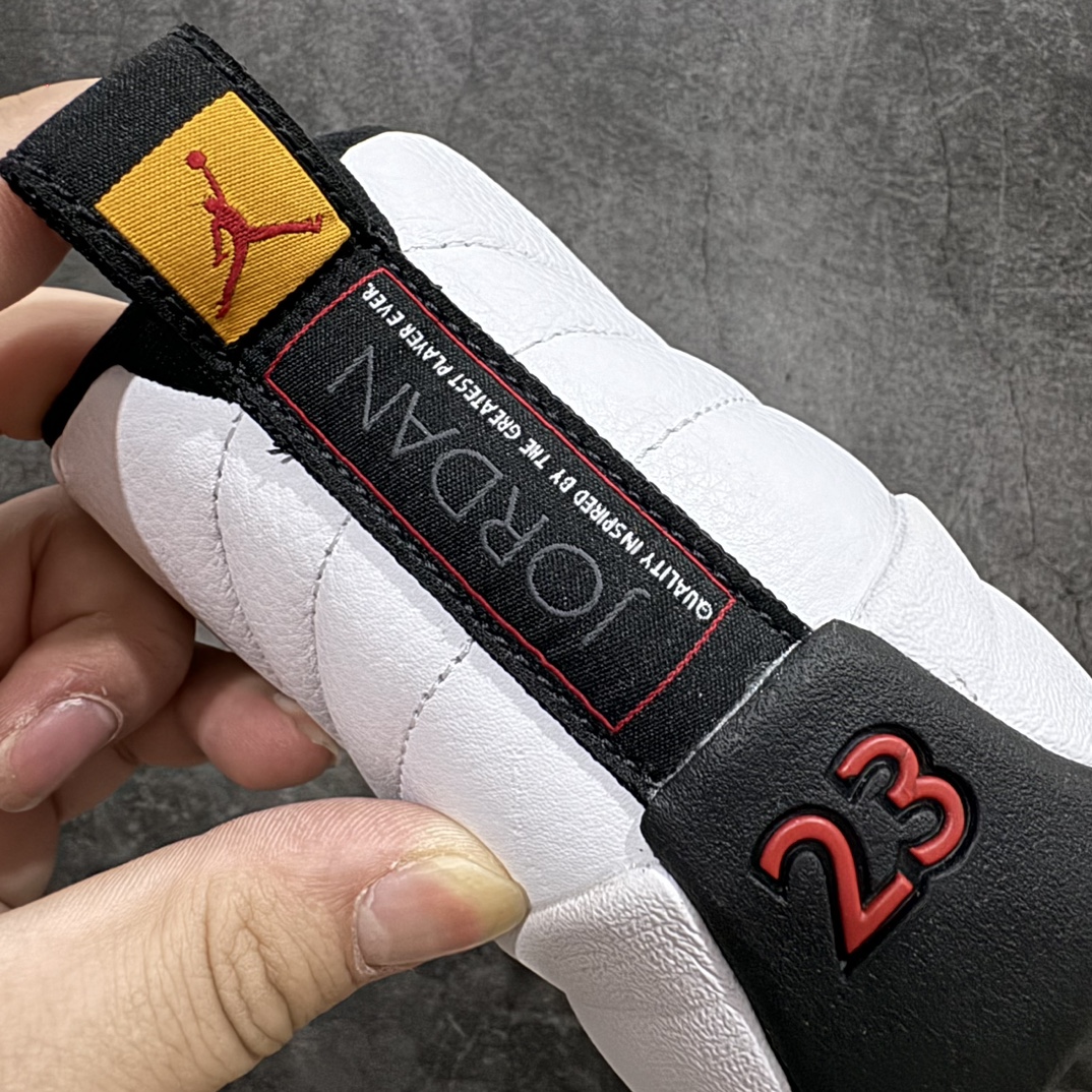 图片[2]-【TK至尊版】Air Jordan AJ12 Retro 潮流 中帮 复古篮球鞋 男款金扣130690-125nn一比一原厂皮 最正确的版型鞋盒 鞋盒标 芯片 更多12代的配色陆续出齐真真的做到市场12代天花板 国外强烈推荐版本外贸混卖专供品质国内专业外贸AJ大厂出品原厂楦头纸板 原厂皮料打造 原厂真碳板 内置气垫  尺码：40 40.5 41 42 42.5 43 44 44.5 45 46 47.5 编码：ZG480520-鞋库