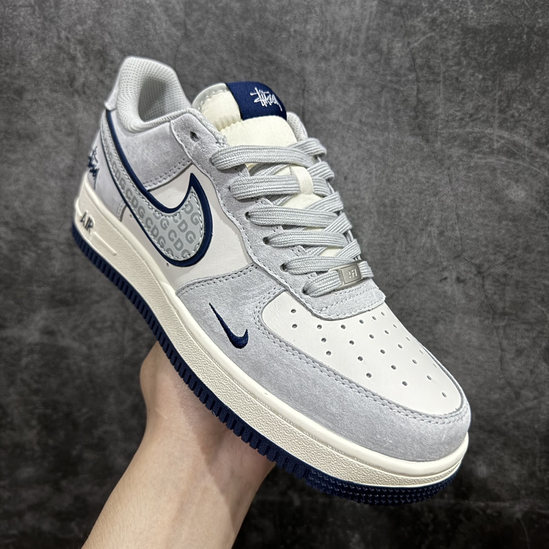 图片[3]-Nk Air Force 1\’07 Low 斯图西联名-灰猪八蓝底 空军一号低帮休闲板鞋 XZ3318-028rn#原楦头原纸板 原装鞋盒 内置全掌气垫 原厂鞋底 r 尺码：36 36.5 37.5 38 38.5 39 40 40.5 41 42 42.5 43 44 44.5 45 编码：HXS310320-鞋库