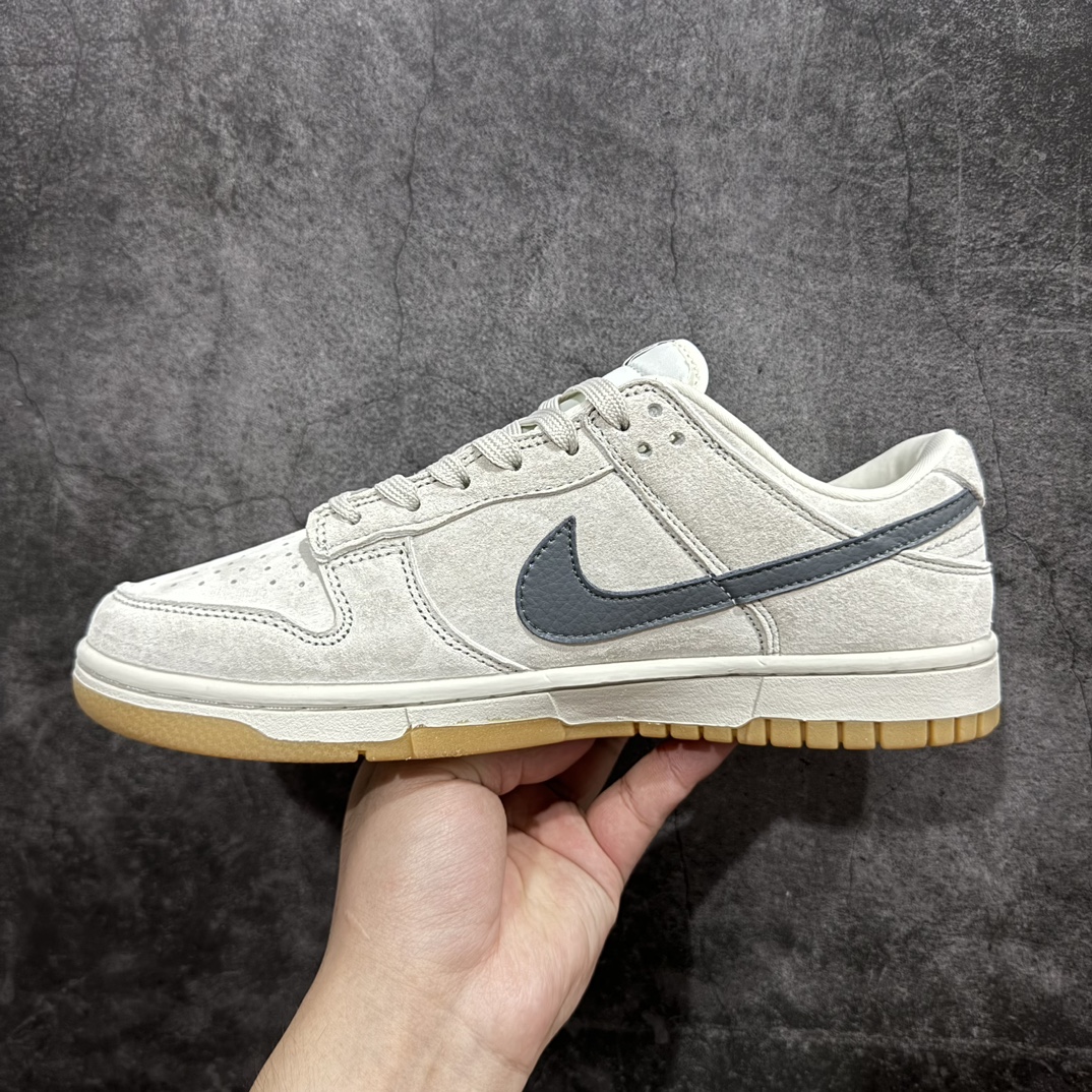 图片[2]-【定制版】Nk SB Dunk Low TS联名-猪八灰勾 周年高端定制 低帮休闲板鞋 KK1688-086rn#定制鞋盒 大厂纯原品质出货 超高清洁度 皮料切割干净无任何毛边 细节完美 r 尺码：36 36.5 37.5 38 38.5 39 40 40.5 41 42 42.5 43 44 44.5 45  编码：HXS320340-鞋库