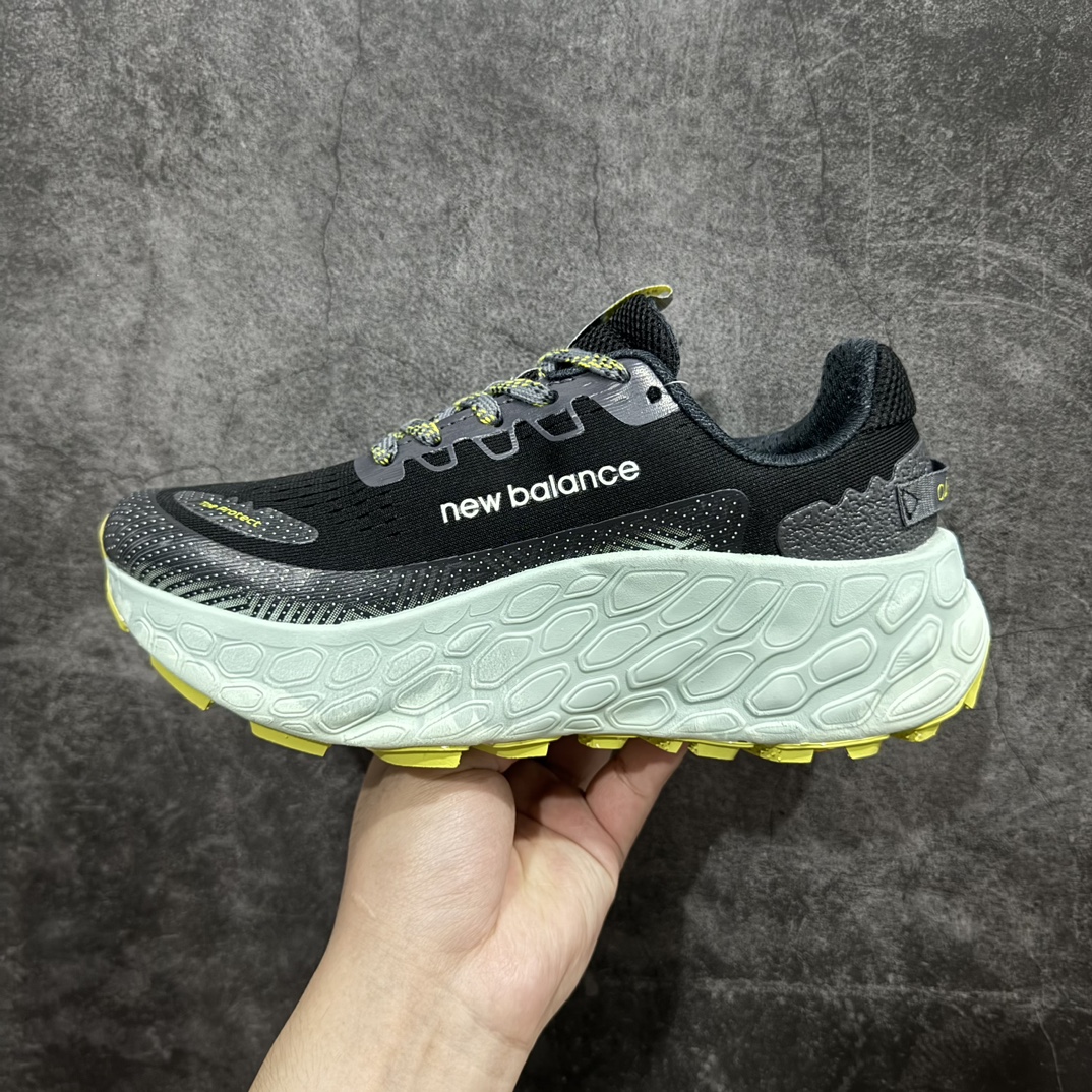 图片[2]-【公司级】New Balance NB Fresh Foam X More Trail SE 新百伦NB 系列超轻量化低帮休闲运动慢跑鞋n采用超轻透气3D针织网眼材料结构鞋面及打印Logo细节 中底嵌入FuelCell轻量化技术组合 网面鞋面设计 运动清爽透气 赤足感受 撞色设计细节控的惊喜 精细看得见 FUEL CELL避震中底 通过将液态氮快速填充进泡棉的方式 打造出具有高弹、轻质、 持久的中底货号：MTMORCD3 尺码：36 37 38 39.5 40 40.5 41.5 42 42.5 43 44 45 编码：WE230250-鞋库