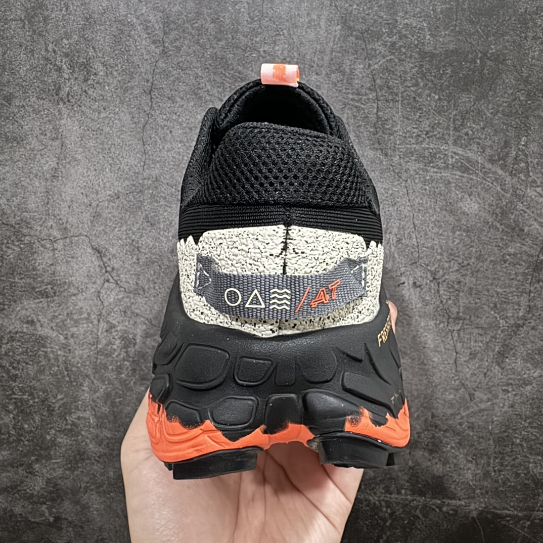 图片[4]-【公司级】New Balance NB Fresh Foam X More Trail SE 新百伦NB 系列超轻量化低帮休闲运动慢跑鞋n采用超轻透气3D针织网眼材料结构鞋面及打印Logo细节 中底嵌入FuelCell轻量化技术组合 网面鞋面设计 运动清爽透气 赤足感受 撞色设计细节控的惊喜 精细看得见 FUEL CELL避震中底 通过将液态氮快速填充进泡棉的方式 打造出具有高弹、轻质、 持久的中底货号：MTMORCK3 尺码：36 37 38 39.5 40 40.5 41.5 42 42.5 43 44 45 编码：WE230250-鞋库