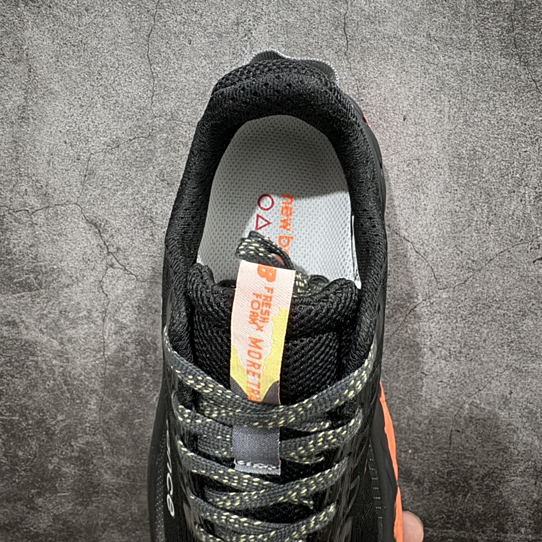 图片[8]-【公司级】New Balance NB Fresh Foam X More Trail SE 新百伦NB 系列超轻量化低帮休闲运动慢跑鞋n采用超轻透气3D针织网眼材料结构鞋面及打印Logo细节 中底嵌入FuelCell轻量化技术组合 网面鞋面设计 运动清爽透气 赤足感受 撞色设计细节控的惊喜 精细看得见 FUEL CELL避震中底 通过将液态氮快速填充进泡棉的方式 打造出具有高弹、轻质、 持久的中底货号：MTMORCK3 尺码：36 37 38 39.5 40 40.5 41.5 42 42.5 43 44 45 编码：WE230250-鞋库