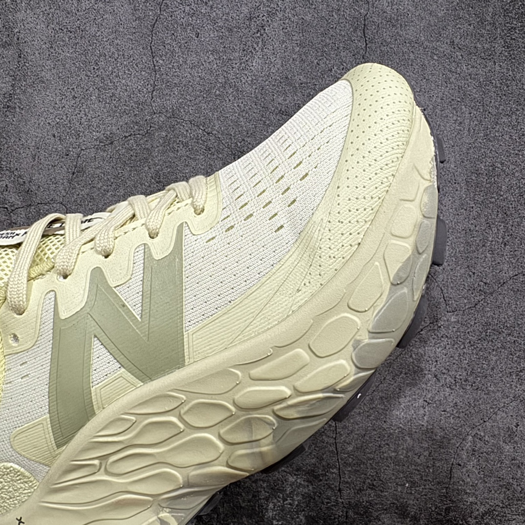 图片[6]-【公司级】New Balance NB Fresh Foam X More Trail SE 新百伦NB 系列超轻量化低帮休闲运动慢跑鞋n采用超轻透气3D针织网眼材料结构鞋面及打印Logo细节 中底嵌入FuelCell轻量化技术组合 网面鞋面设计 运动清爽透气 赤足感受 撞色设计细节控的惊喜 精细看得见 FUEL CELL避震中底 通过将液态氮快速填充进泡棉的方式 打造出具有高弹、轻质、 持久的中底货号：MTMORNGR 尺码：36 37 38 39.5 40 40.5 41.5 42 42.5 43 44 45 编码：WE230250-鞋库