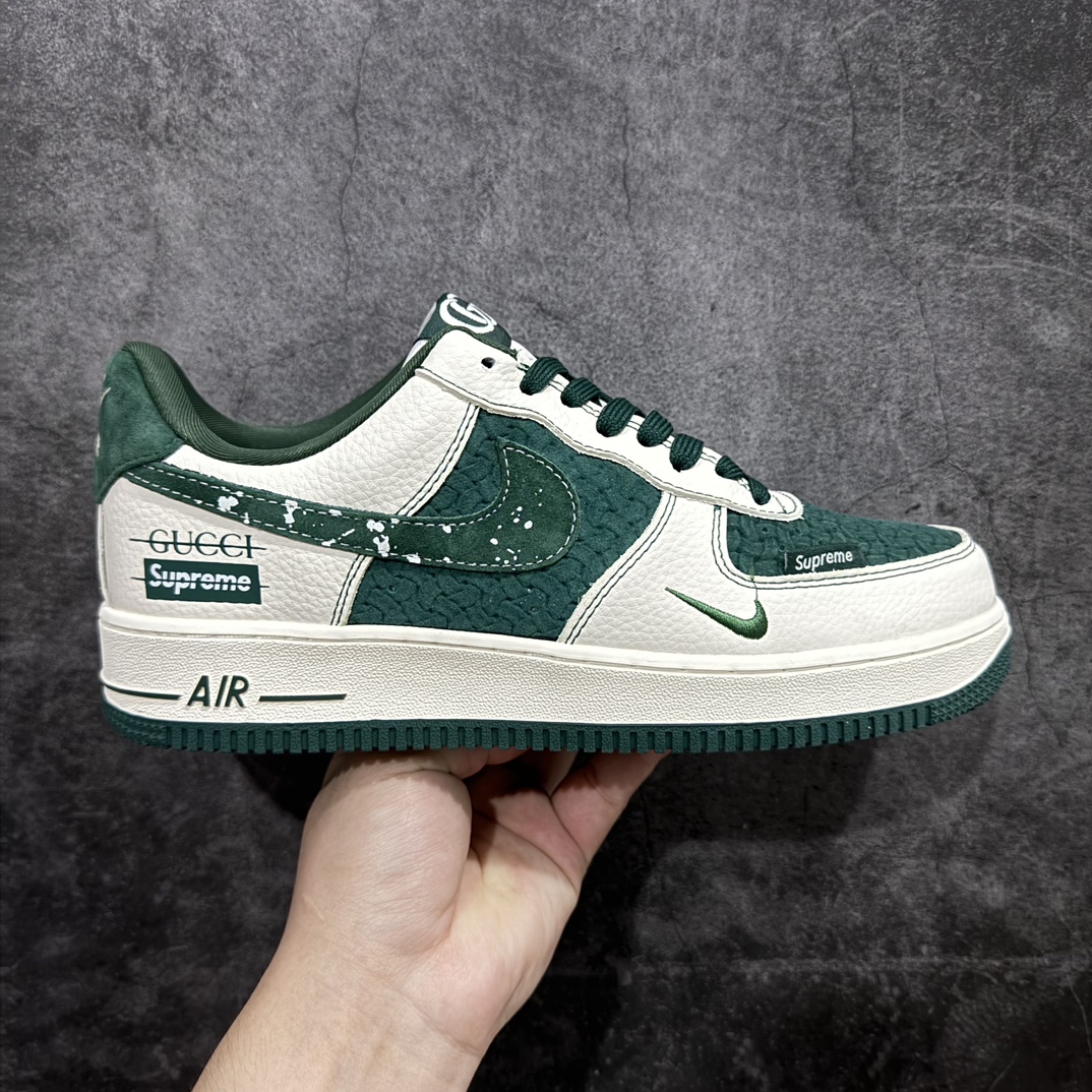 【公司级】海外限量发售NIke Air Force 1 \’07 Low “古驰Supreme联名–米白祖母绿”空军一号 低帮 运动鞋 休闲鞋 折边针车 工艺难度大 原楦头原纸板 原装鞋盒 定制五金配件 内置全掌气垫 原厂鞋底货号：KK1988-008A Size：36 36.5 37.5 38 38.5 39 40 40.5 41 42 42.5 43 44 44.5 45 编码：HXS310320-鞋库