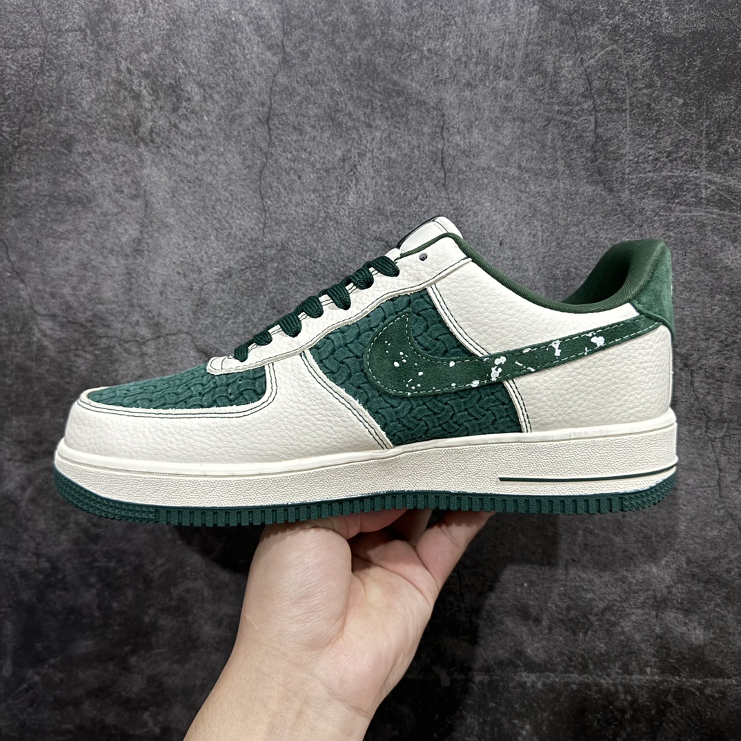 图片[2]-【公司级】海外限量发售NIke Air Force 1 \’07 Low “古驰Supreme联名–米白祖母绿”空军一号 低帮 运动鞋 休闲鞋 折边针车 工艺难度大 原楦头原纸板 原装鞋盒 定制五金配件 内置全掌气垫 原厂鞋底货号：KK1988-008A Size：36 36.5 37.5 38 38.5 39 40 40.5 41 42 42.5 43 44 44.5 45 编码：HXS310320-鞋库