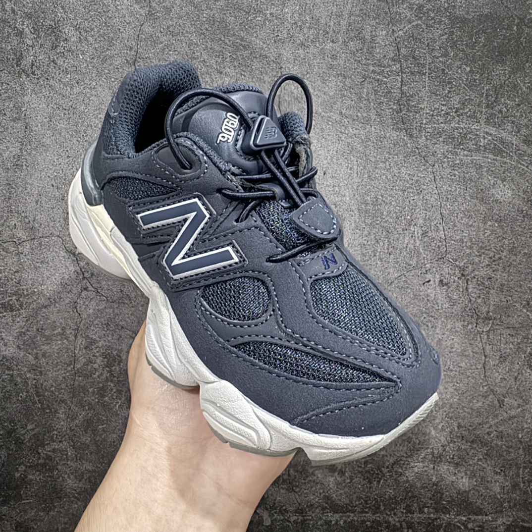 图片[3]-【纯原版】童鞋 New Balance NB 9060系列 新百伦魔术扣童鞋 PV9060NVrn#亲子必备款 独家私模开发 原厂麂皮材质 原数据原档案比对原鞋rn#全套原楦原模倾力打造完美版型 鞋头坡度极致还原 无解鞋型 原盒原配r 尺码：28 29 30 31 32.5 33.5 34 35  编码：JP220240-鞋库