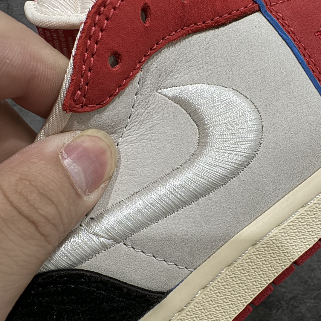 图片[4]-【纯原LW版本】Trophy Room x Air Jordan 1 Low \”Home\” 白红 限定款n超限量联名单品 采用丝绸布组合皮革鞋面材质 鞋垫嵌入缓震EVA物料 鞋舌海绵填充 正确开发金属飞翼 缜密的中底拉帮工艺 外置耐磨橡胶隔色大底 细节完美 区别市面版本货号： HV6157-100  尺码：40-47.5 编码：X10410430-鞋库